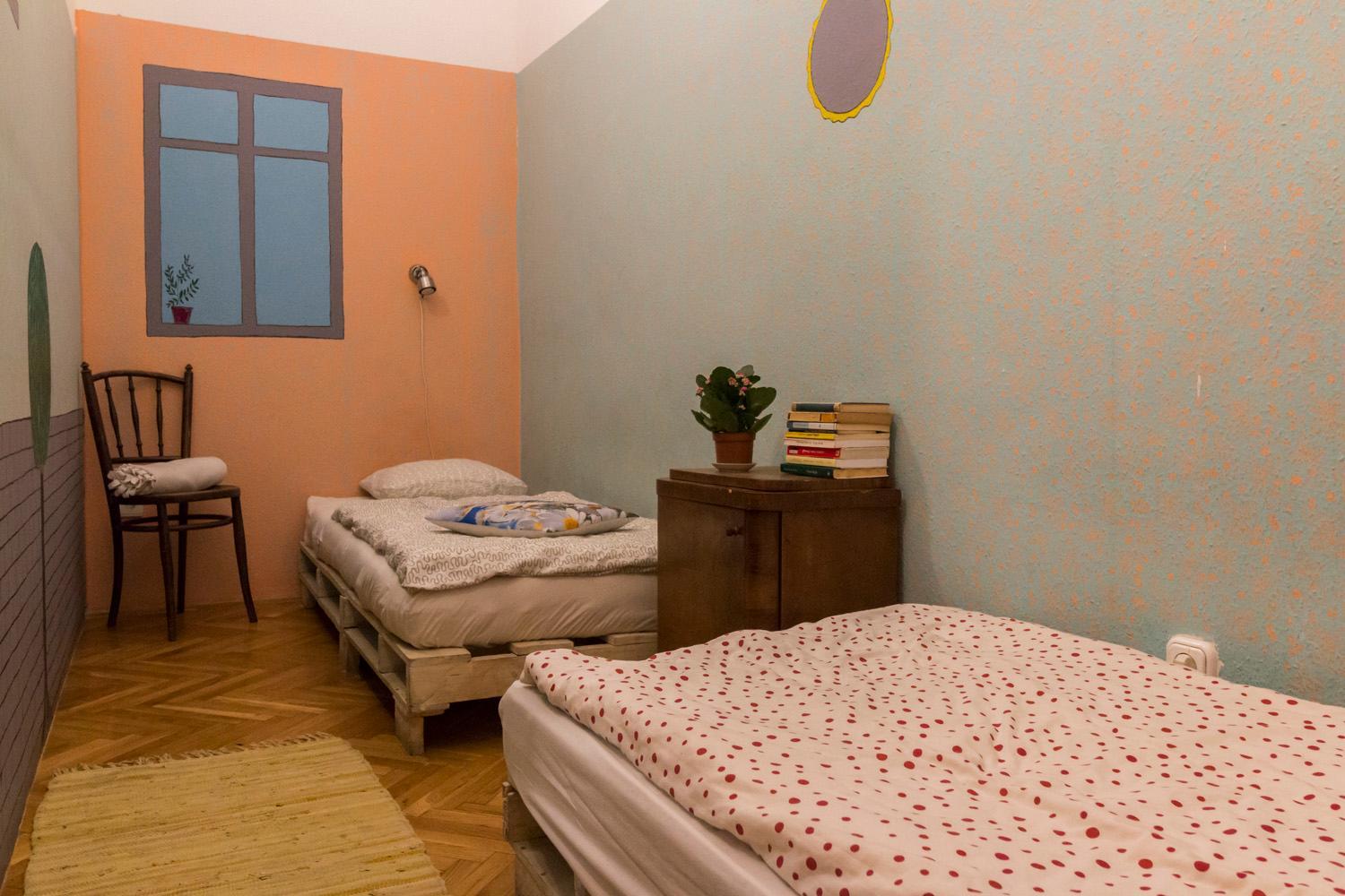 Baroque Hostel & Coworking