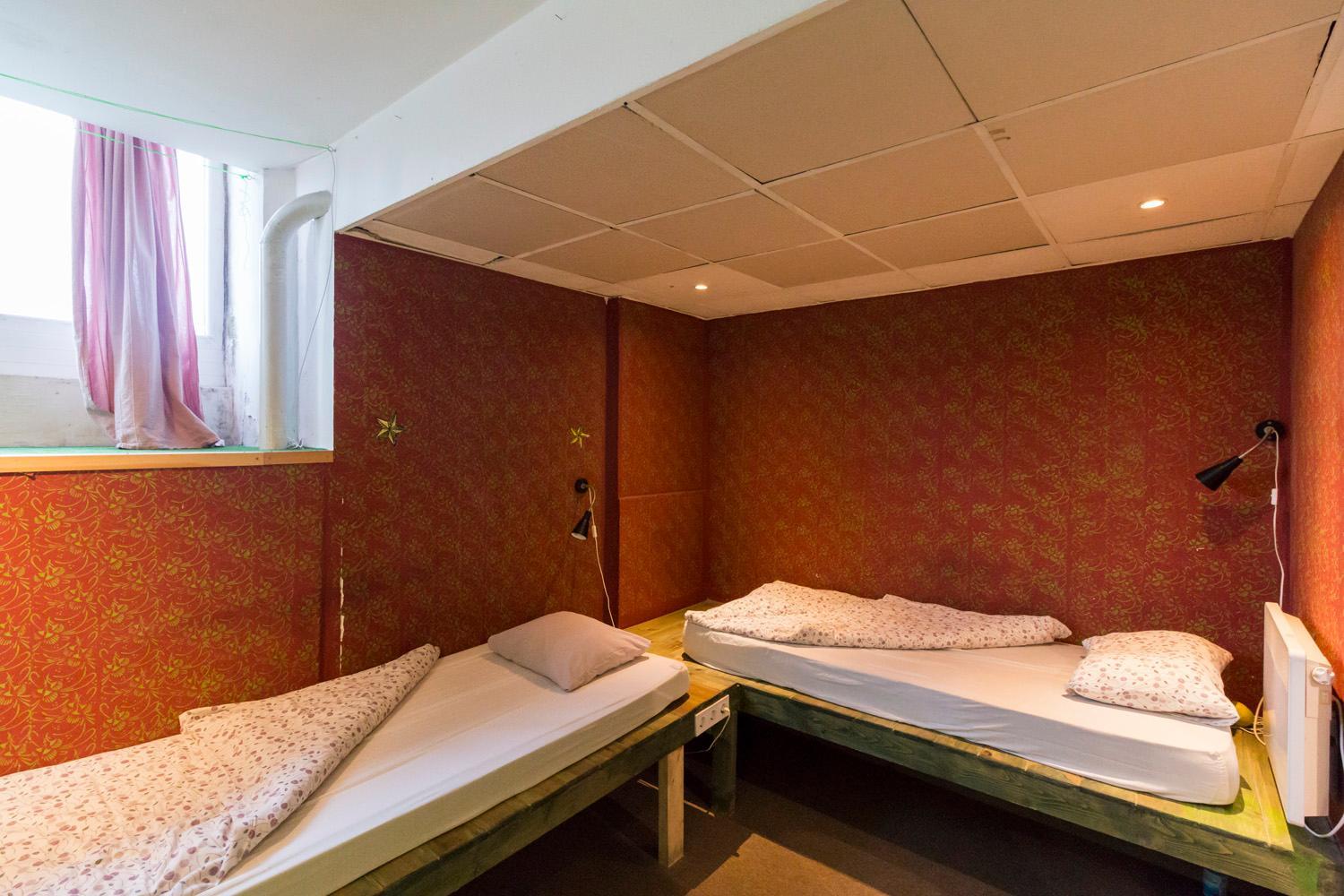Baroque Hostel & Coworking
