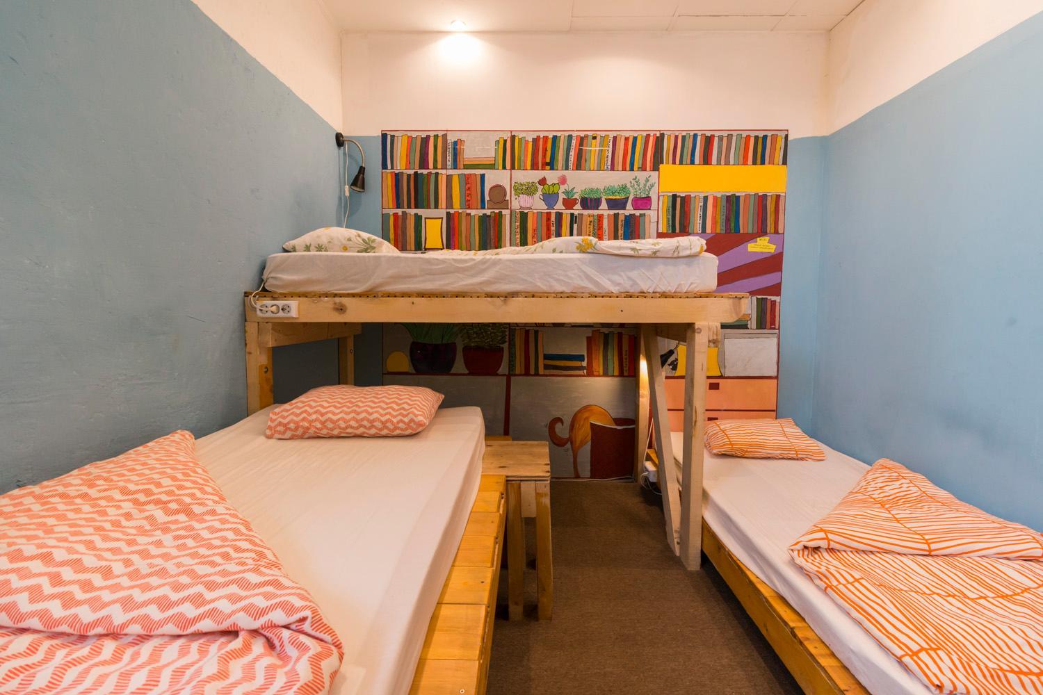 Baroque Hostel & Coworking