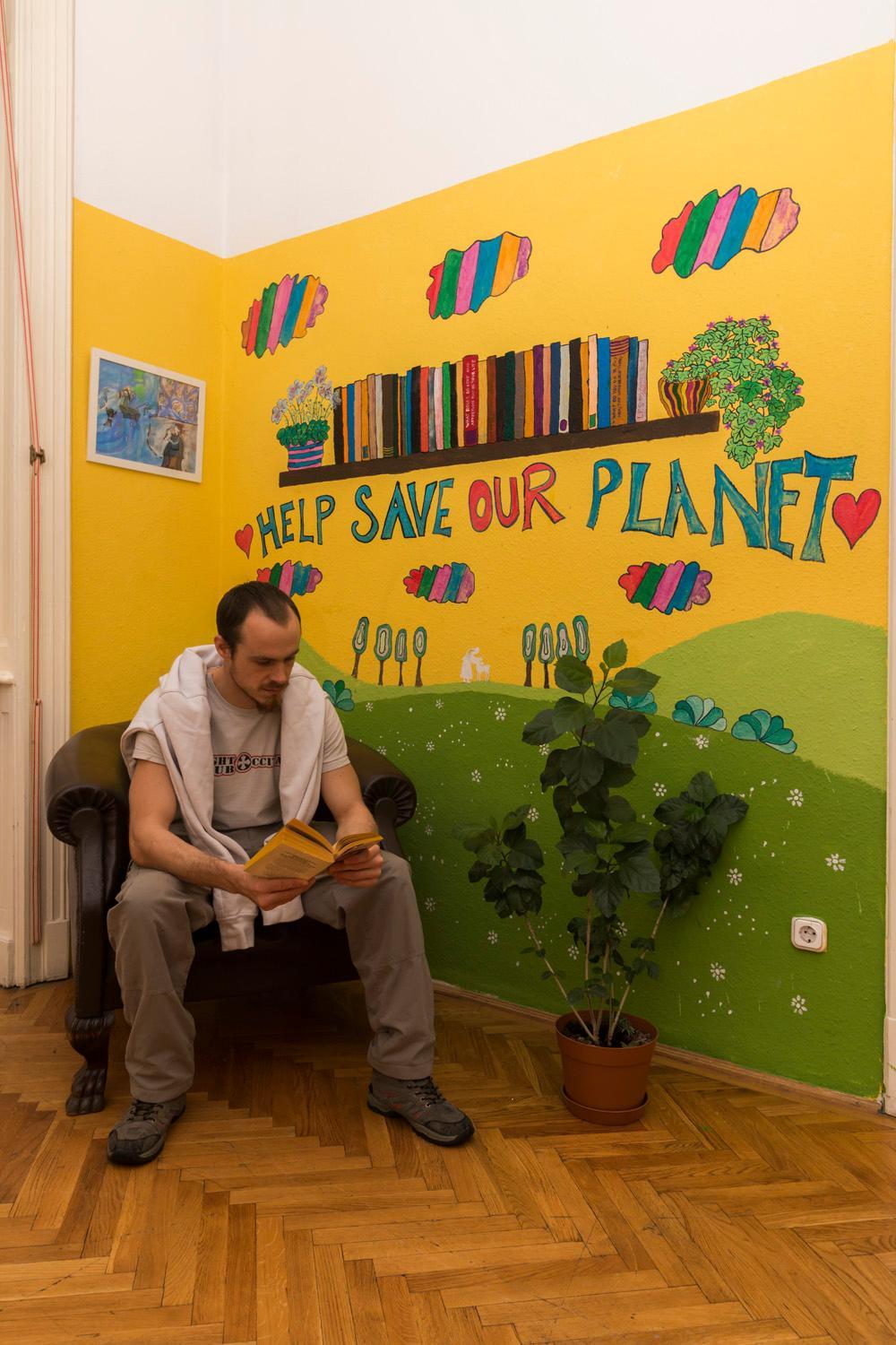 Baroque Hostel & Coworking