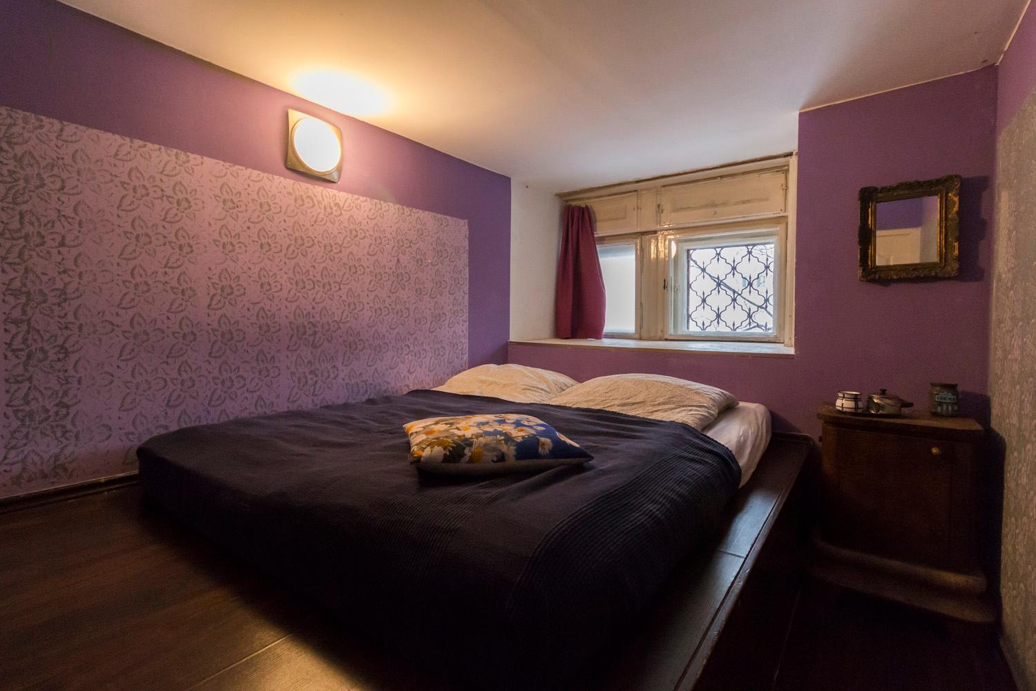 Baroque Hostel & Coworking