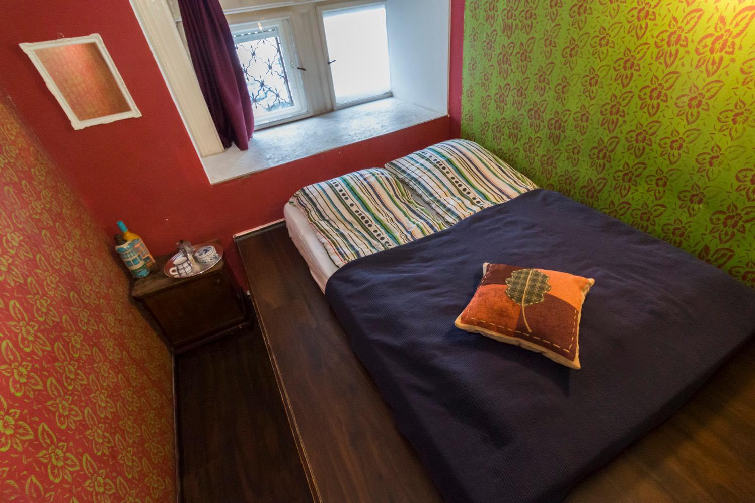 Baroque Hostel & Coworking