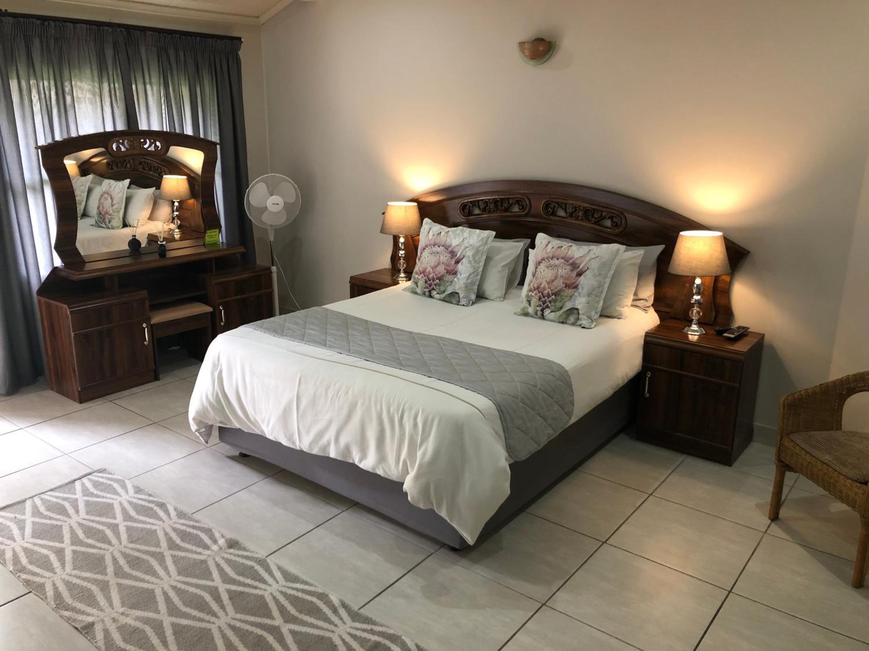 Big "5" Guesthouse view 5