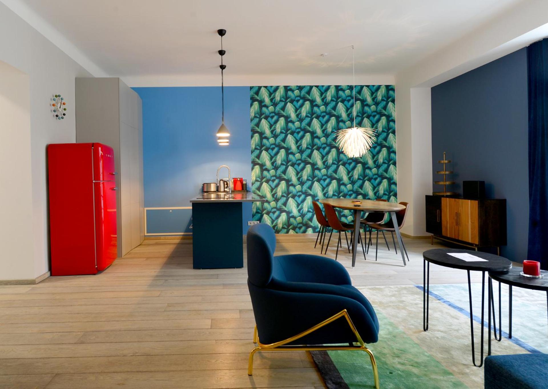 Chic And Modern In Hip Area