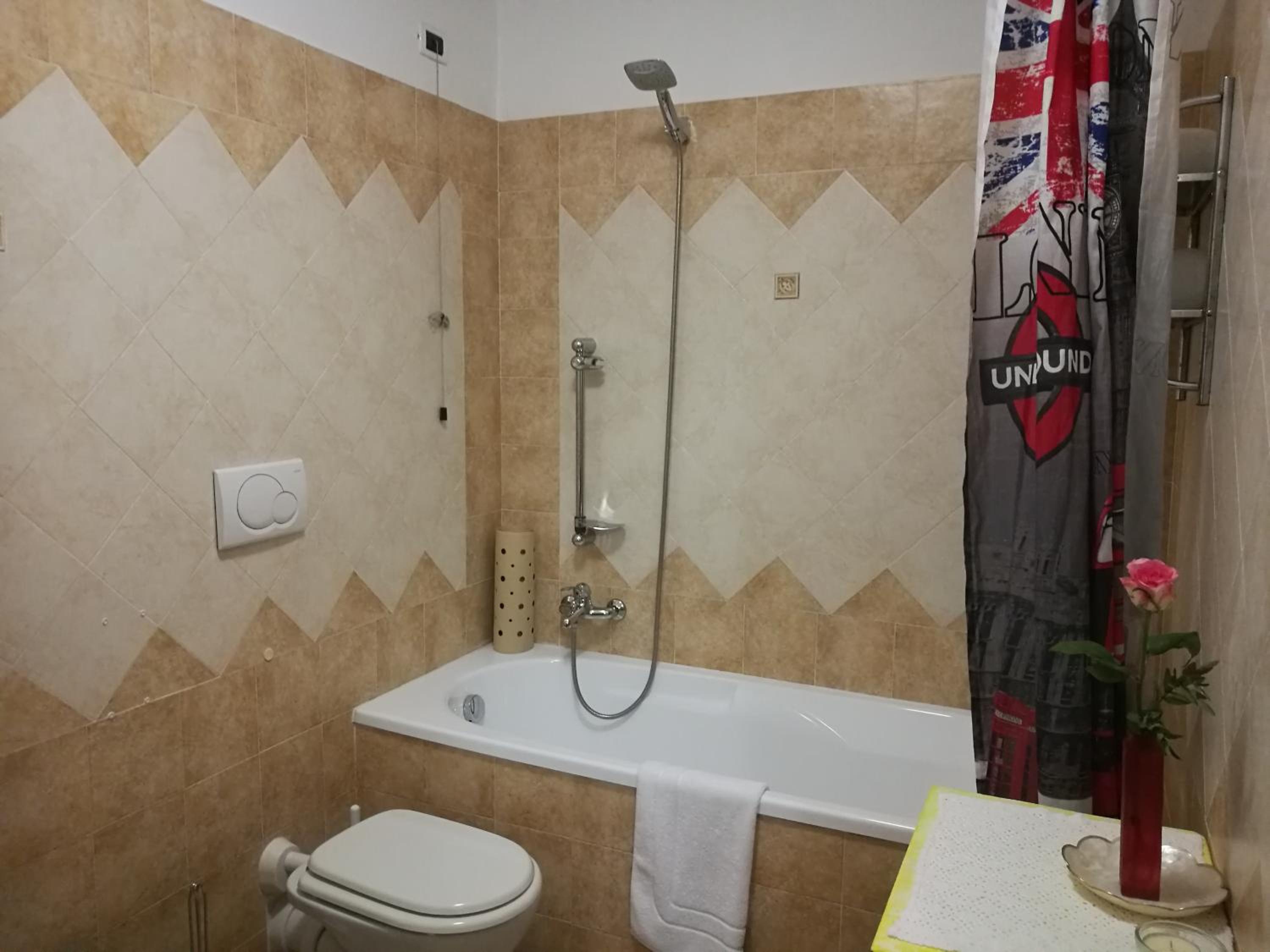 Pomezia Vacations - Camera Privata - Property Image 10