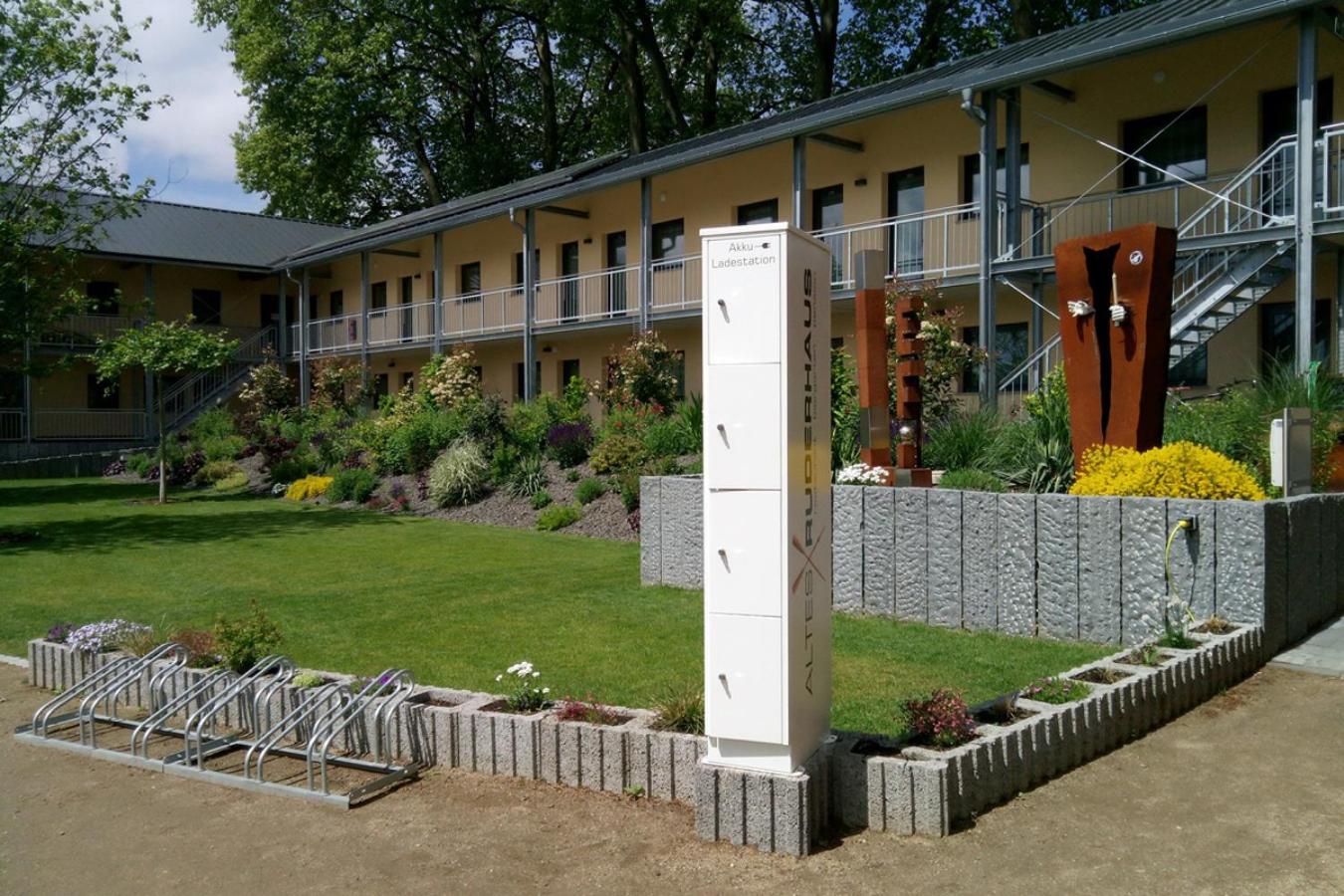 Photo 6