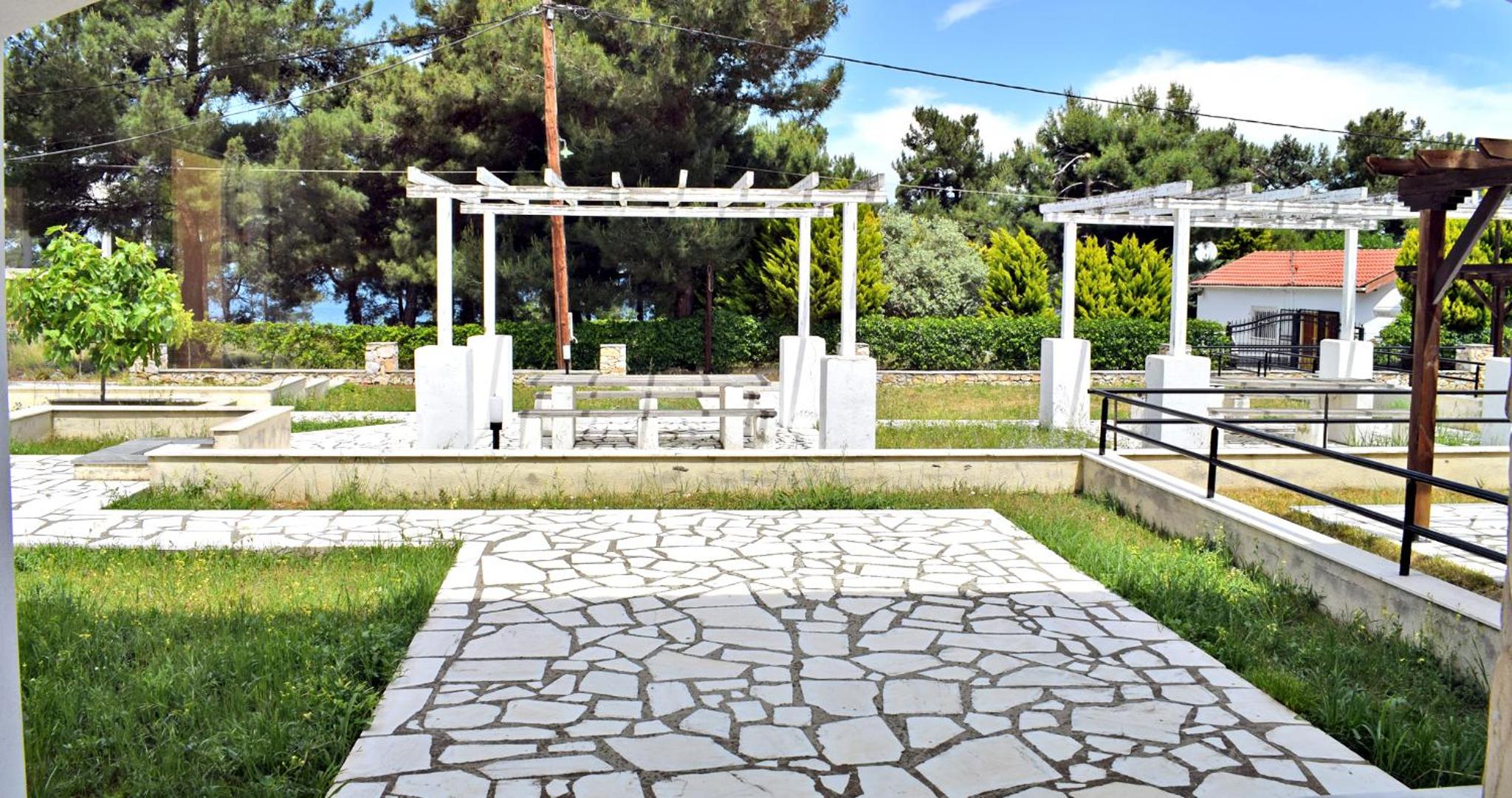 Villa Lily