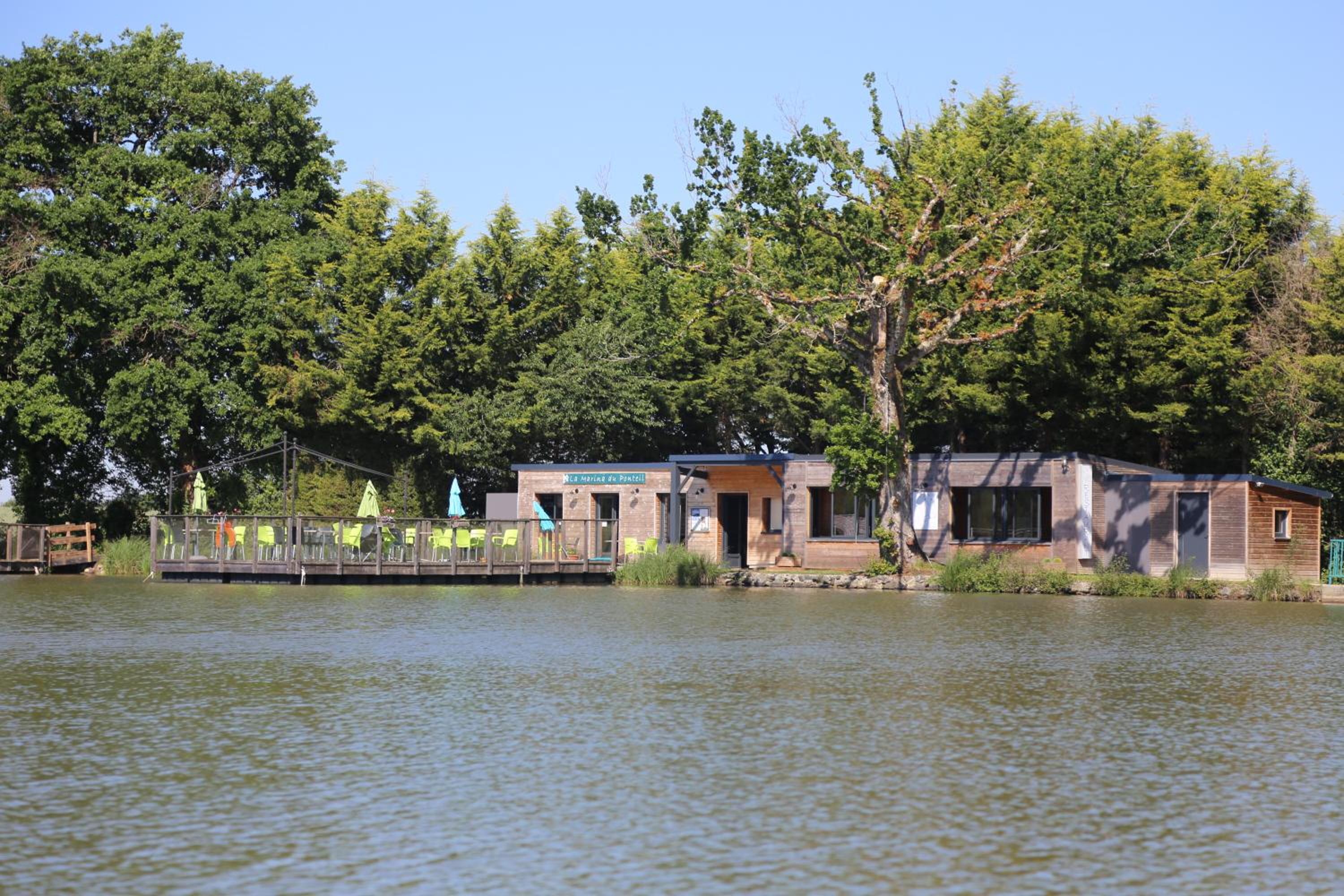 Village Flottant de Pressac