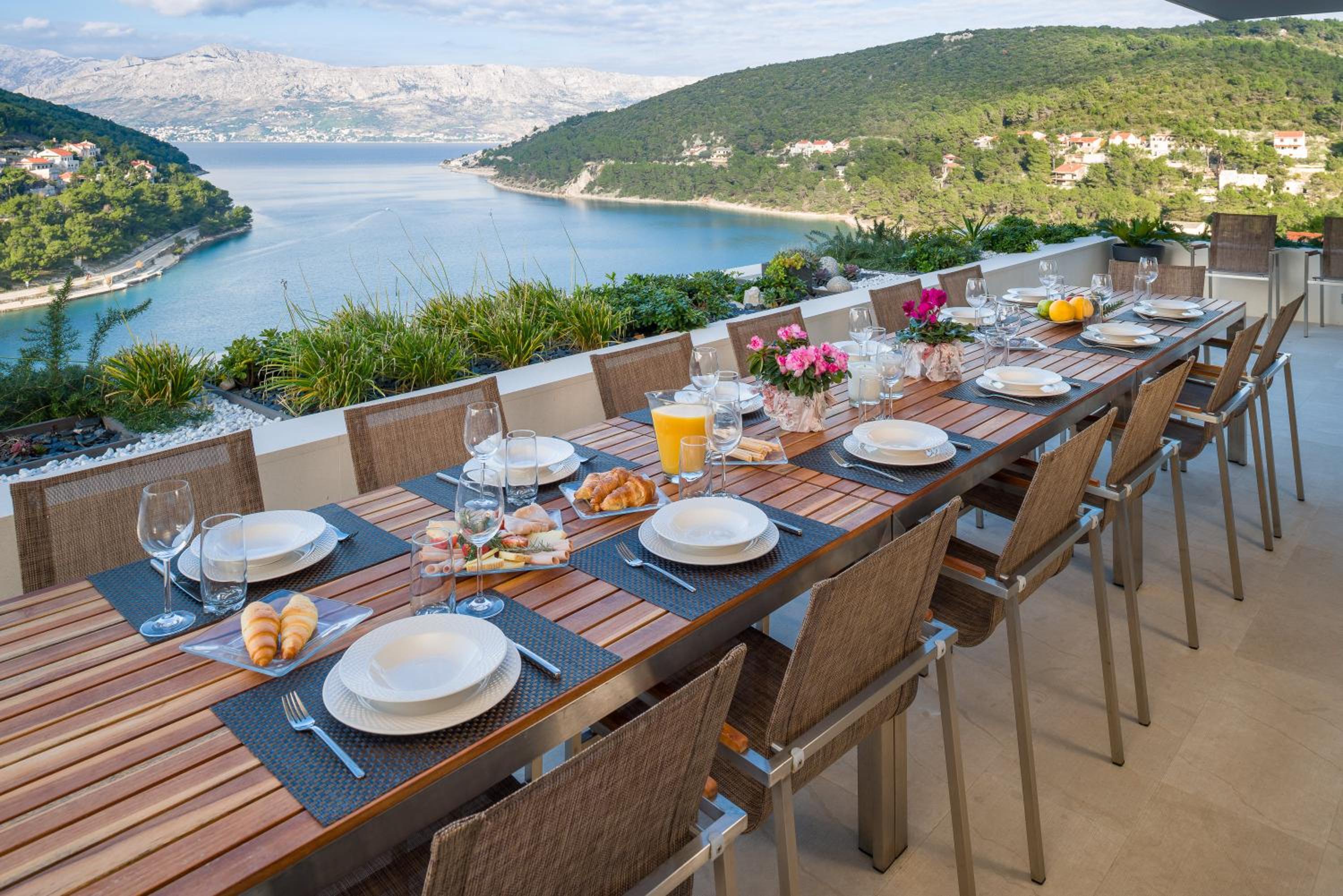 The White House, Brac view 5