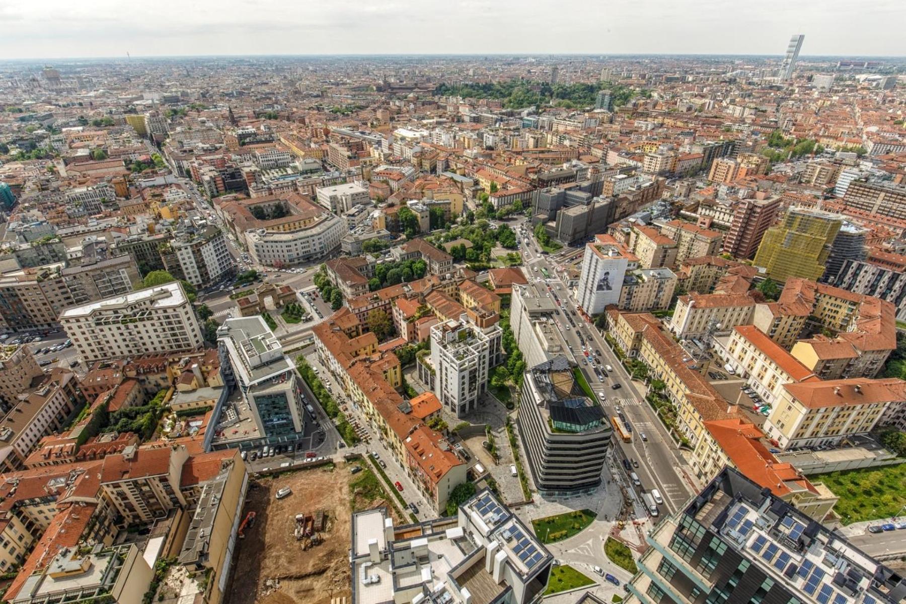 Stylish elegant Apartment in Torre Solaria with exclusive Milan's view