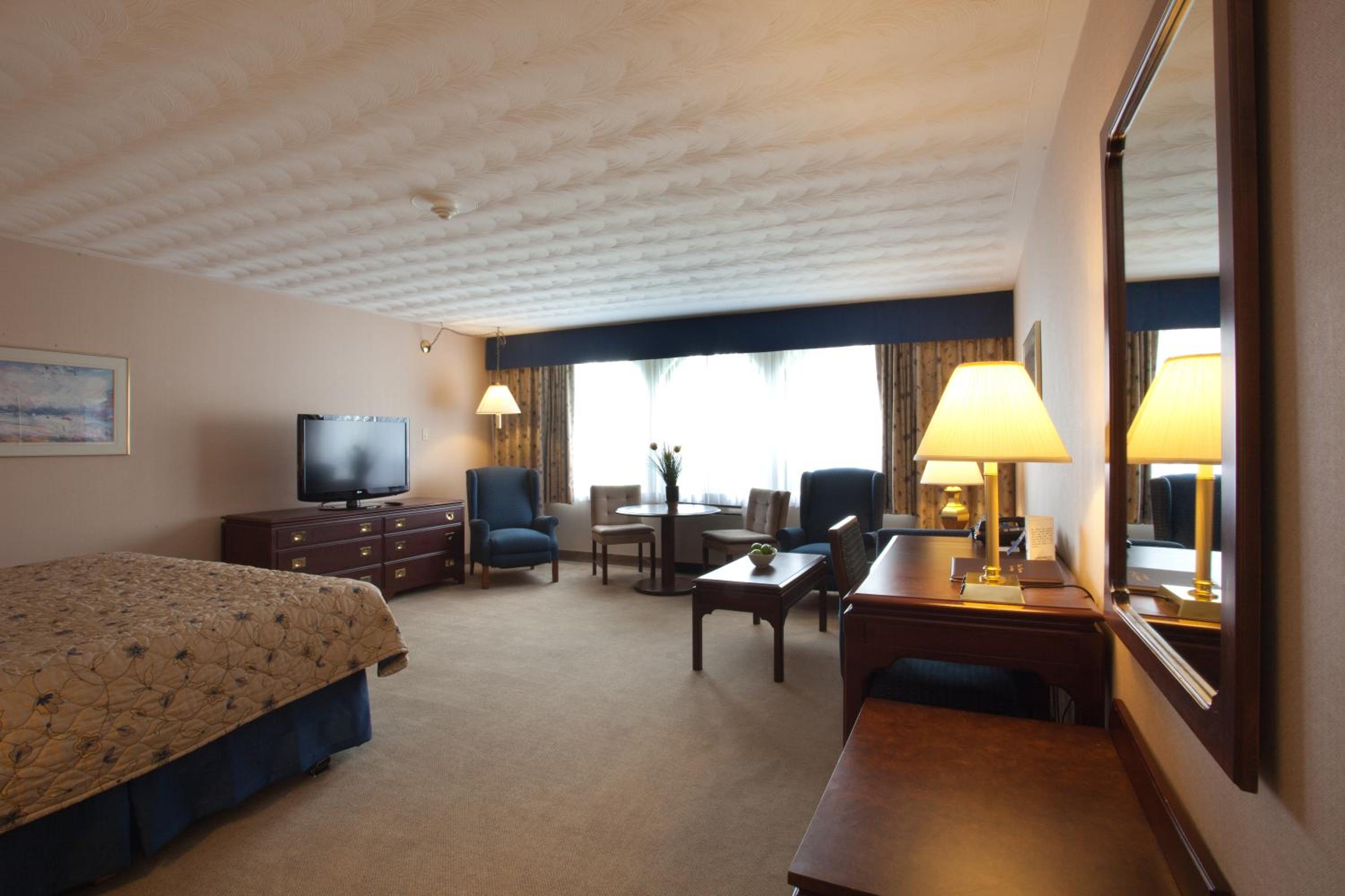 Fredericton Vacations - The Fredericton Inn - Property Image 12