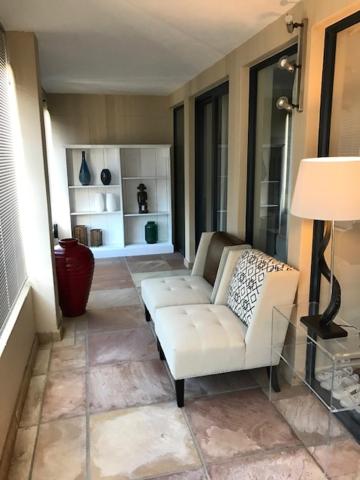 Design City Centre Apartment (2 Bedrooms)