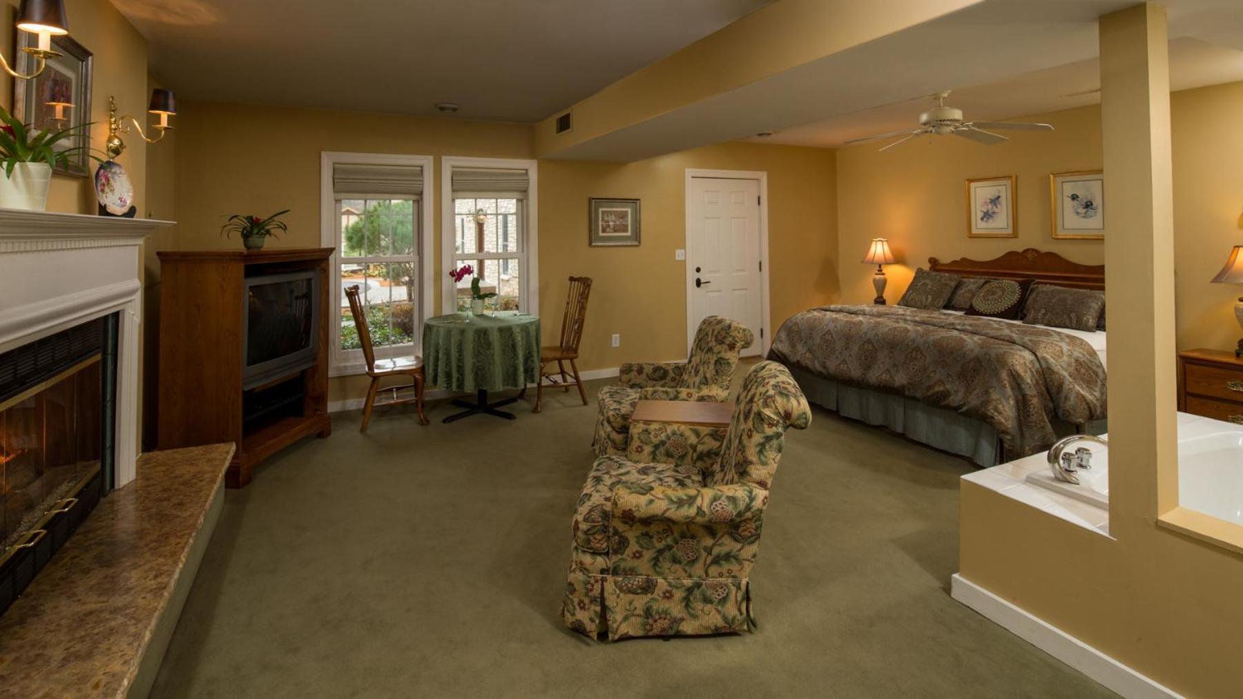 Galena Vacations - Goldmoor Inn  Resort - Property Image 65