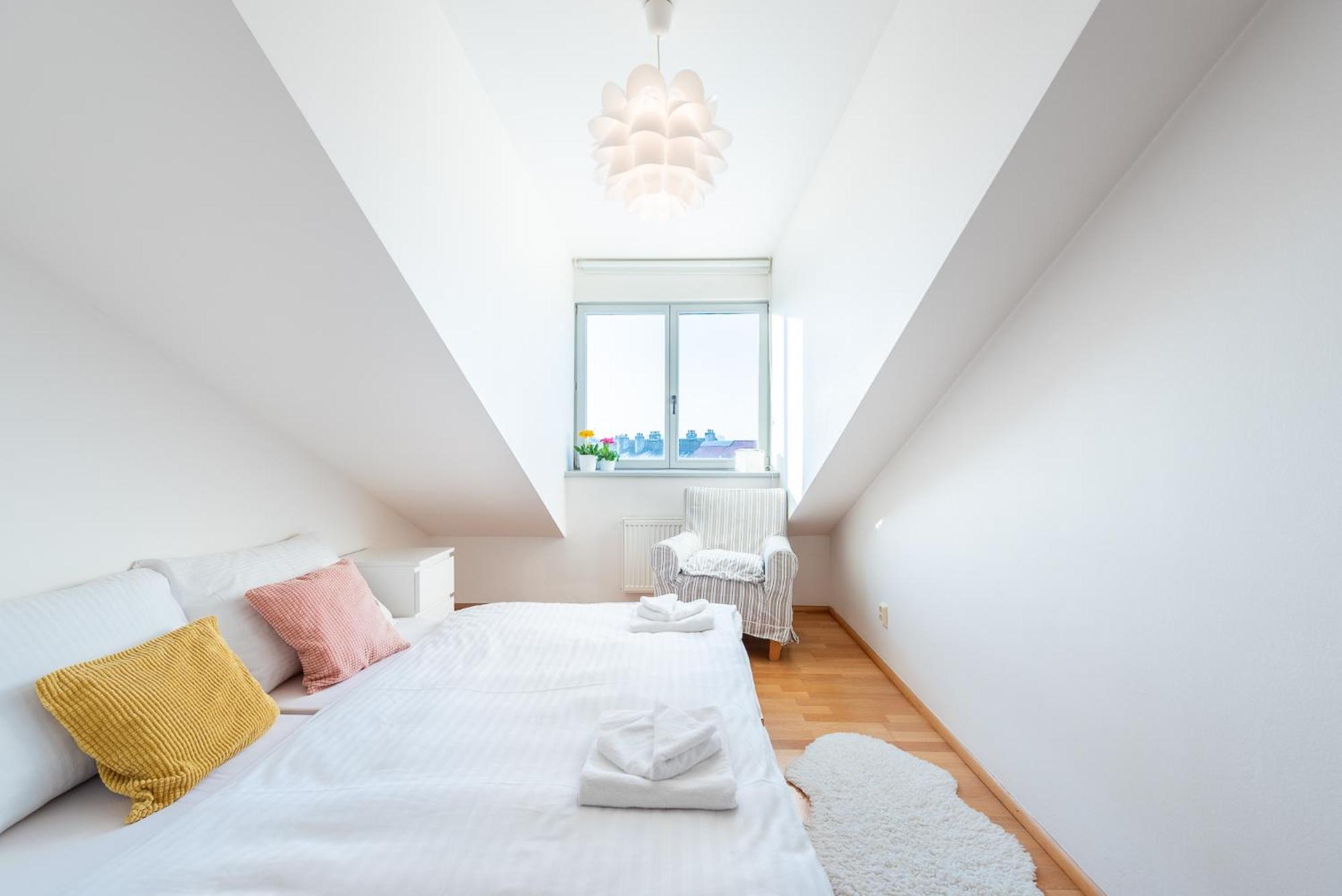 Nest Apartment