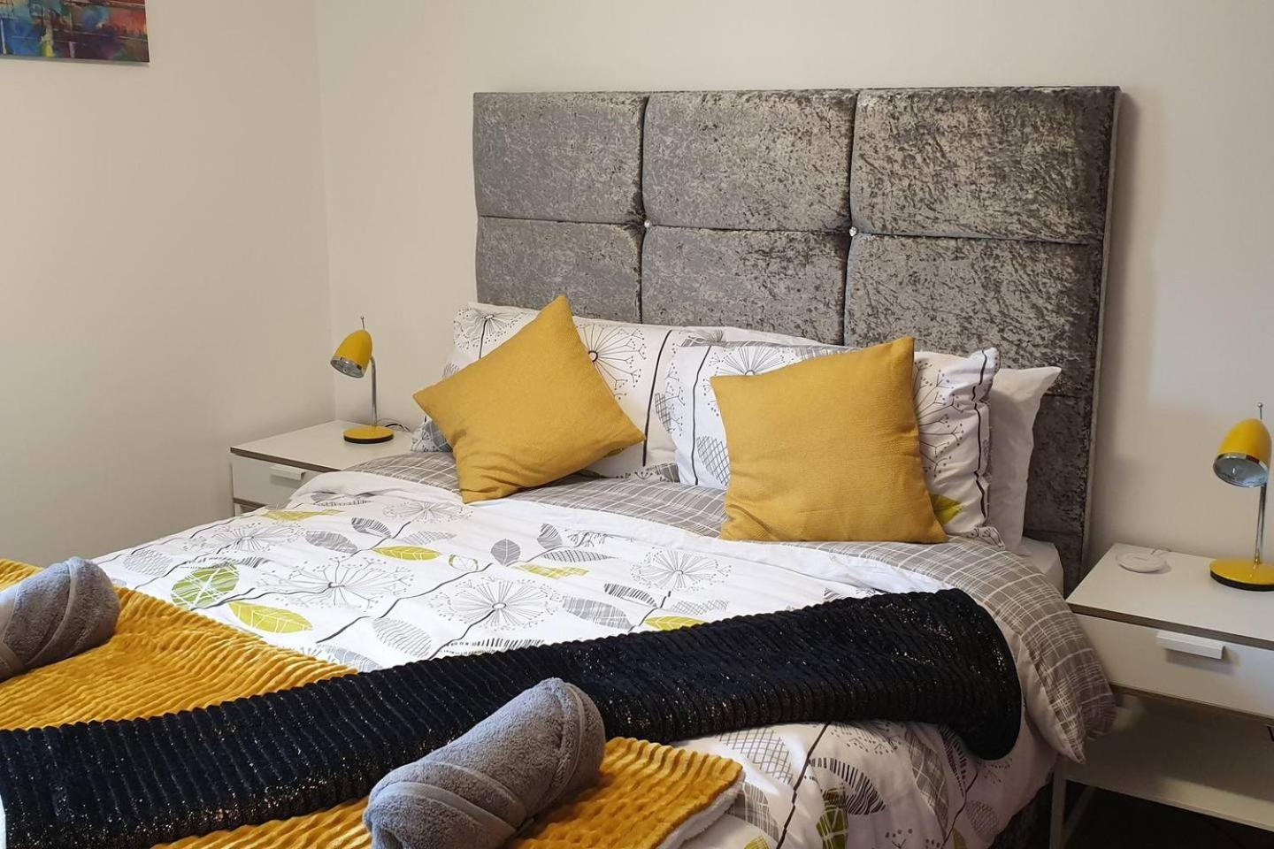 The Beach Apartment, near Outlander location view 5