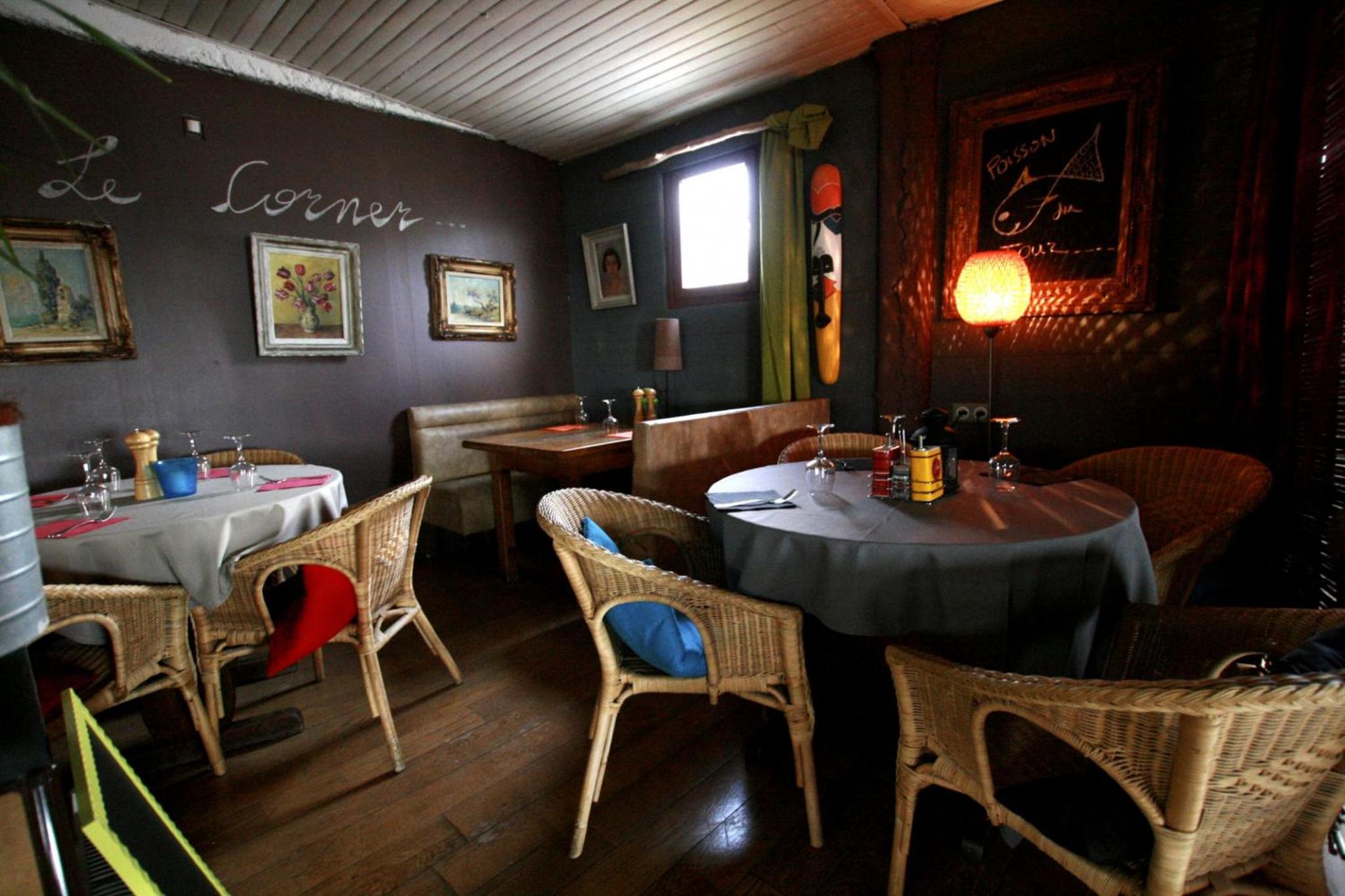 restaurant
