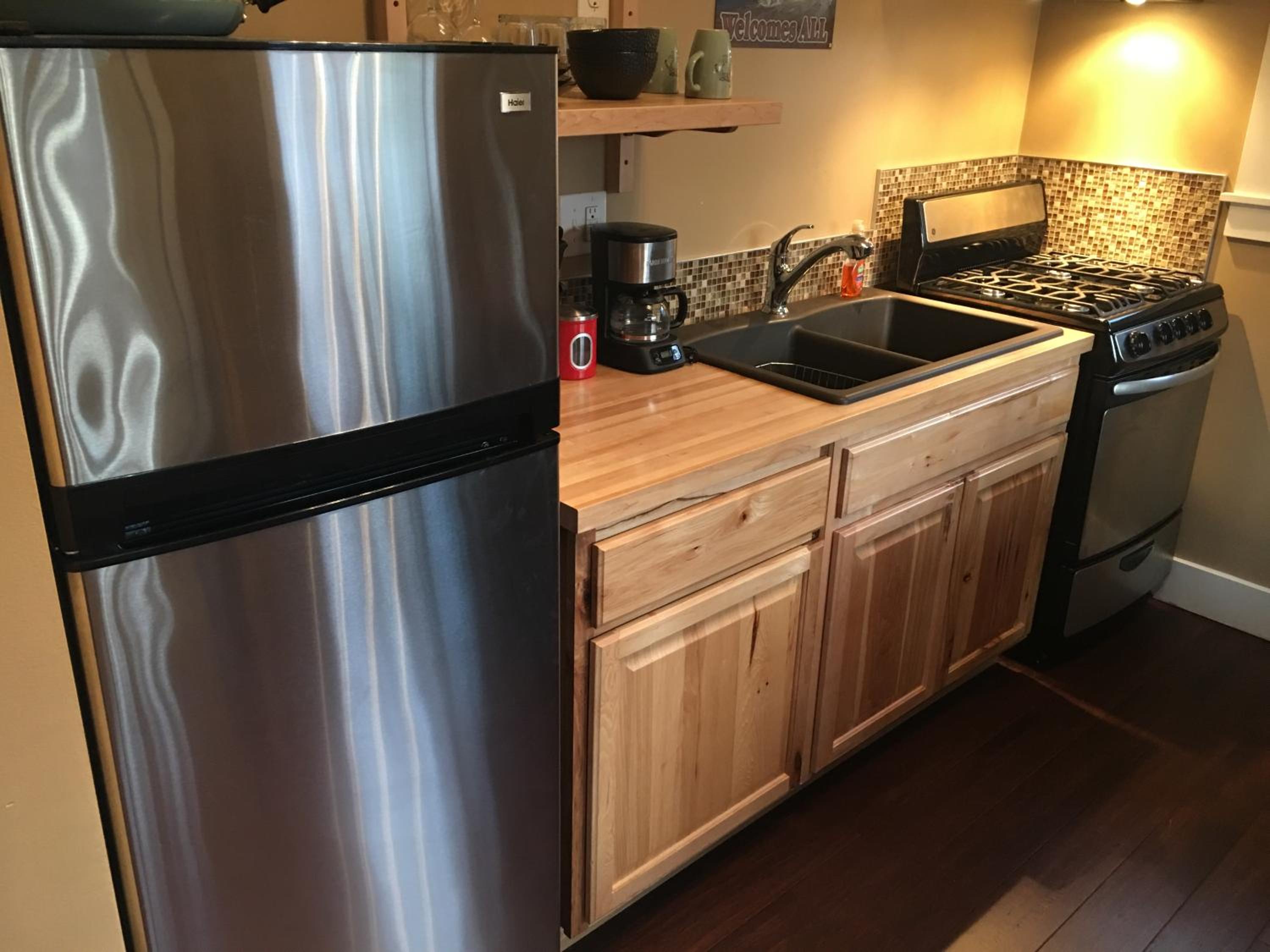 Talkeetna Mount Dall Cottage with WiFi&laundry view 5
