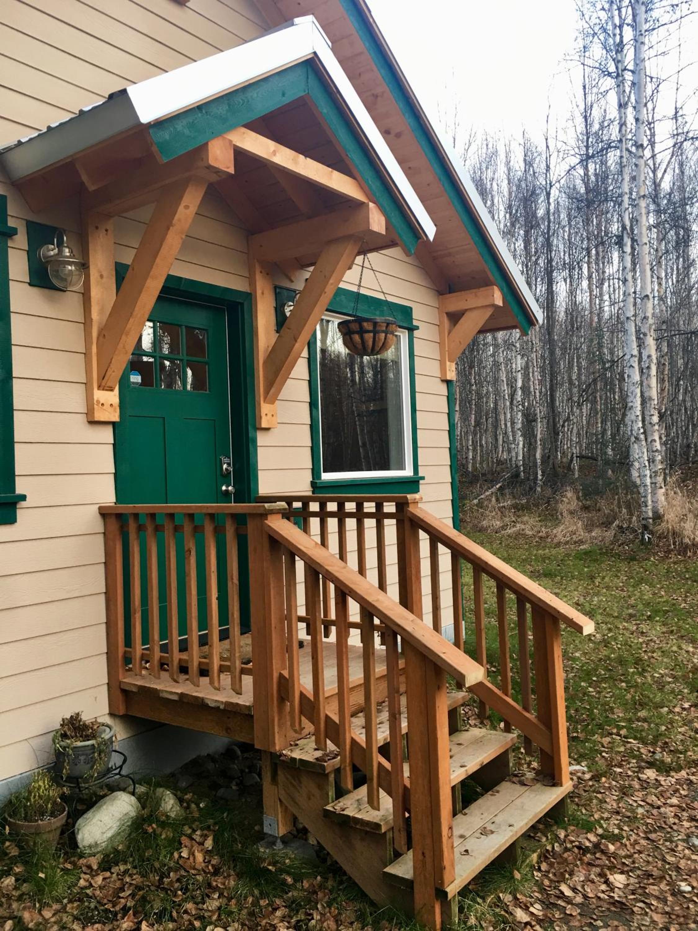 Talkeetna Mount Dall Cottage with WiFi&laundry view 4
