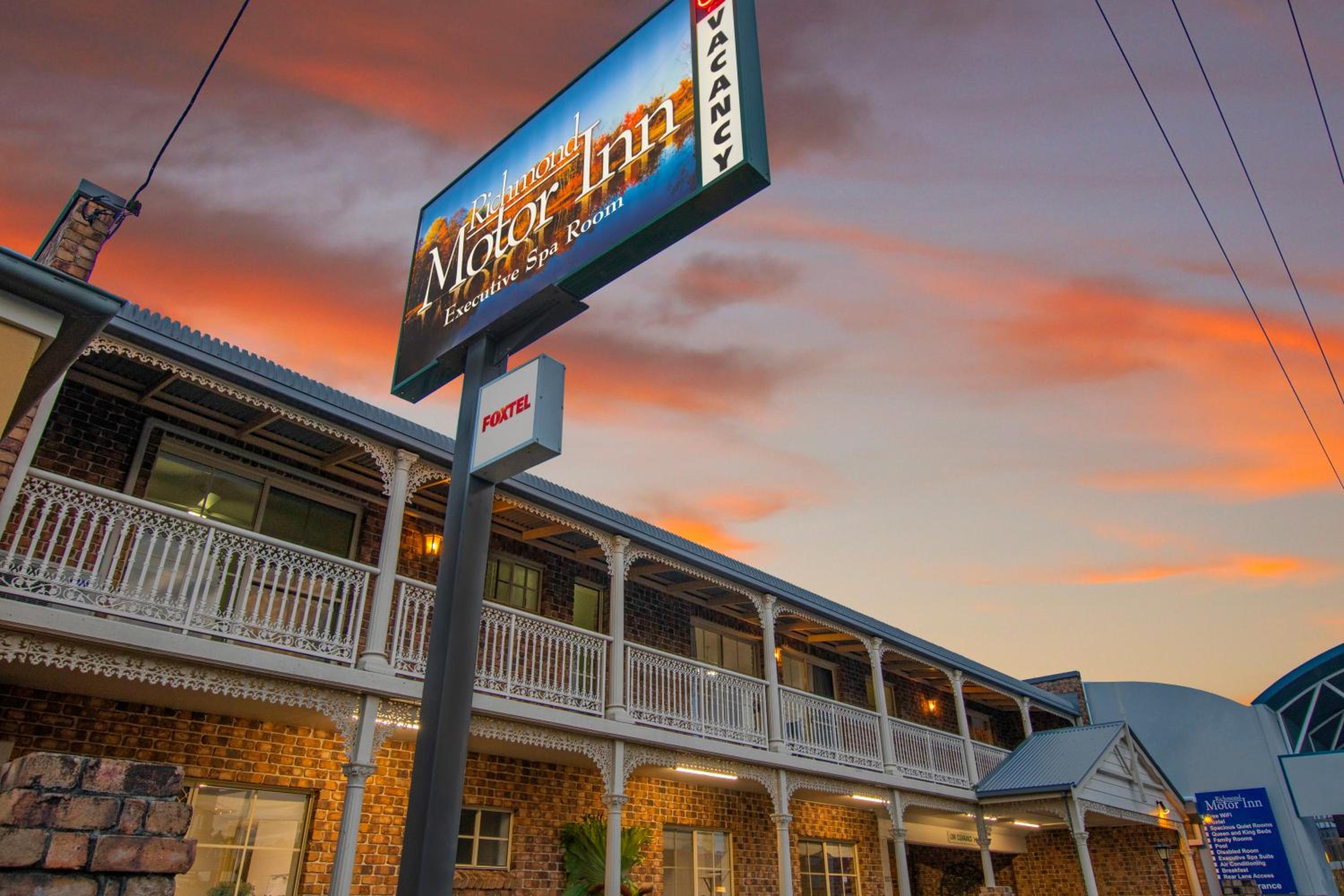 Richmond Motor Inn