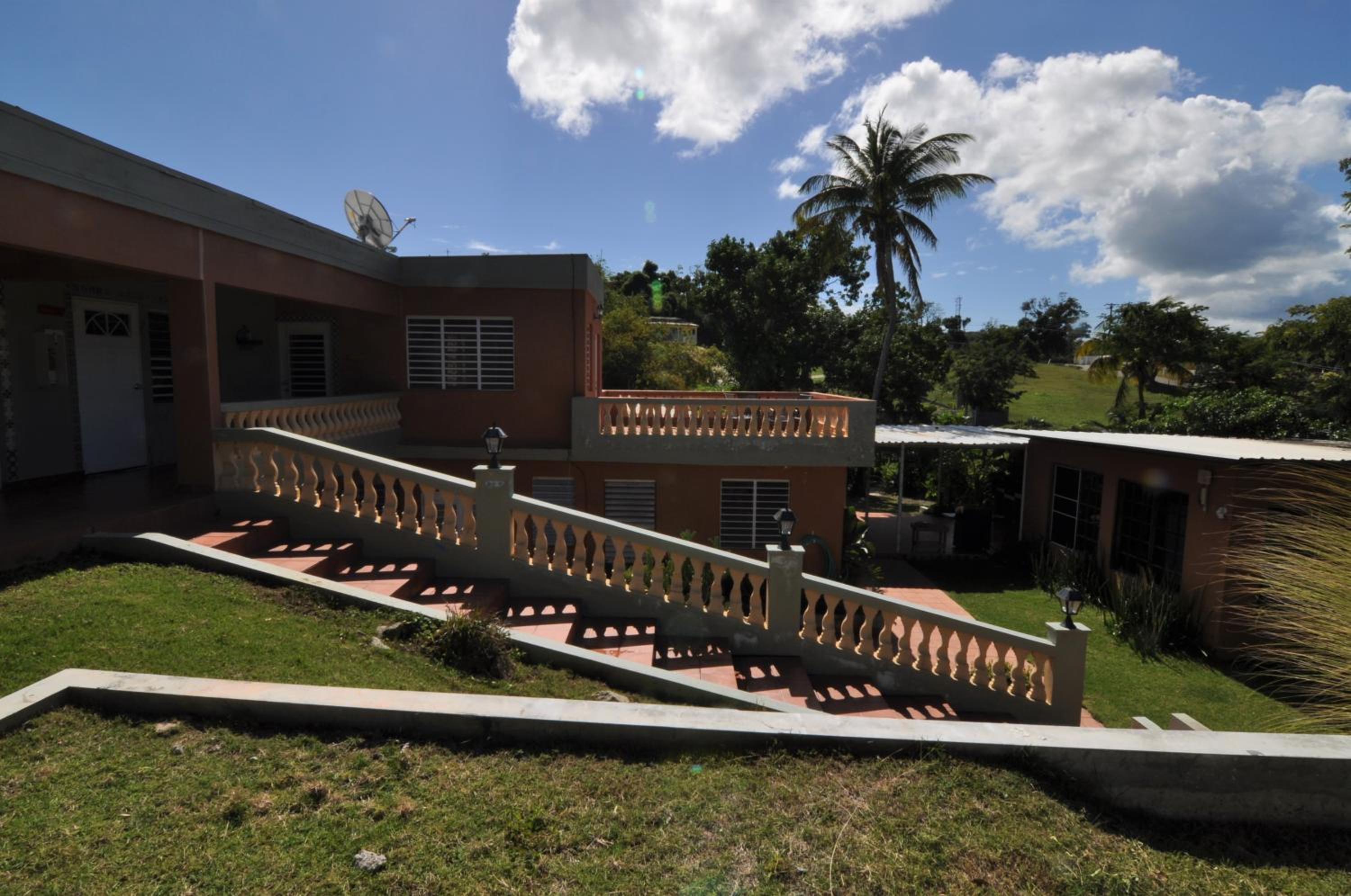 Isla Hermosa Guesthouse