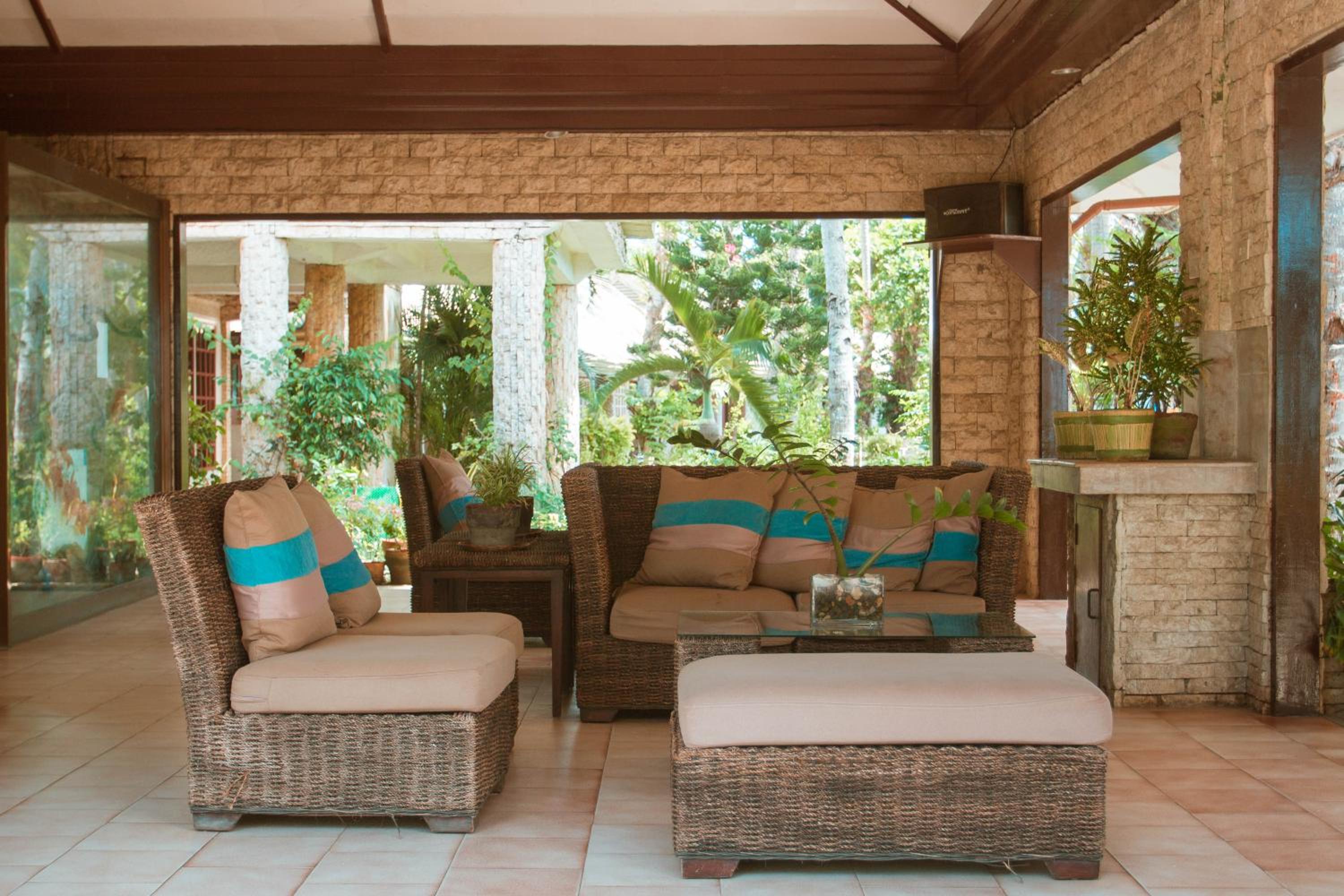 Estaca Bay Gardens Conference Resort powered by Cocotel