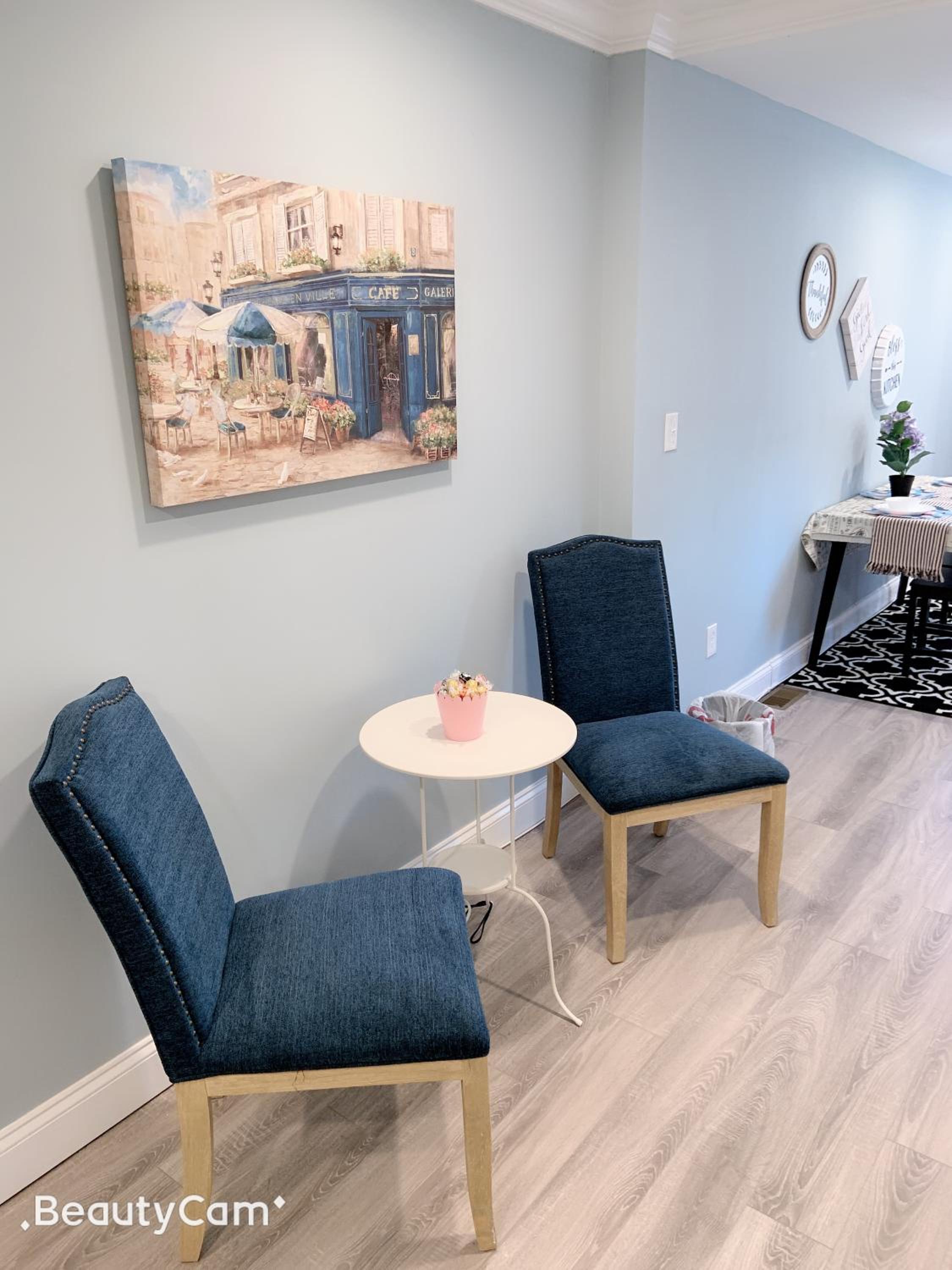 EN SUITE NEXT TO FELLS POINT - Property Image 2