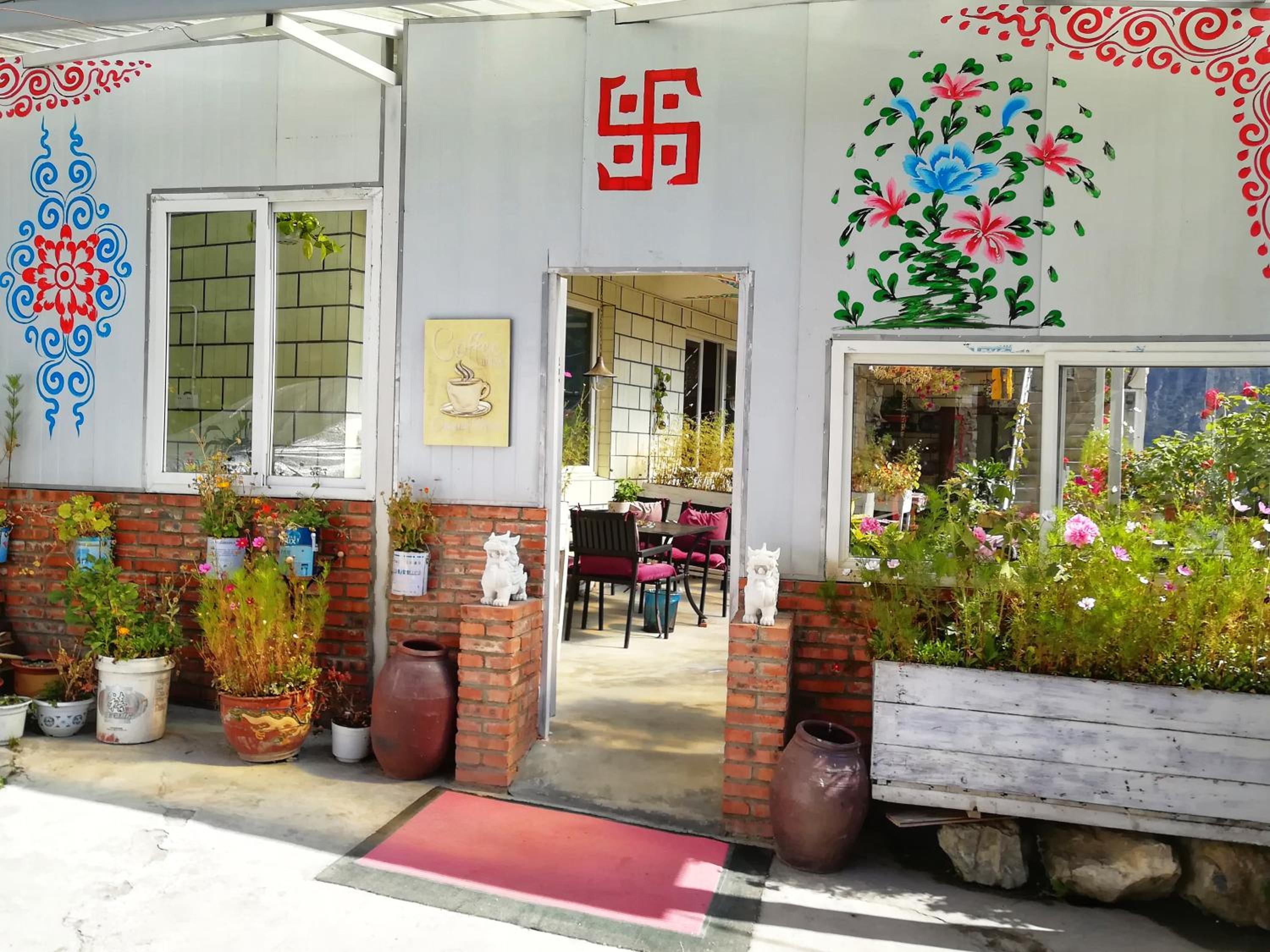 Kangding Guozhuang Nan Wu Hao Boutique Inn view 4