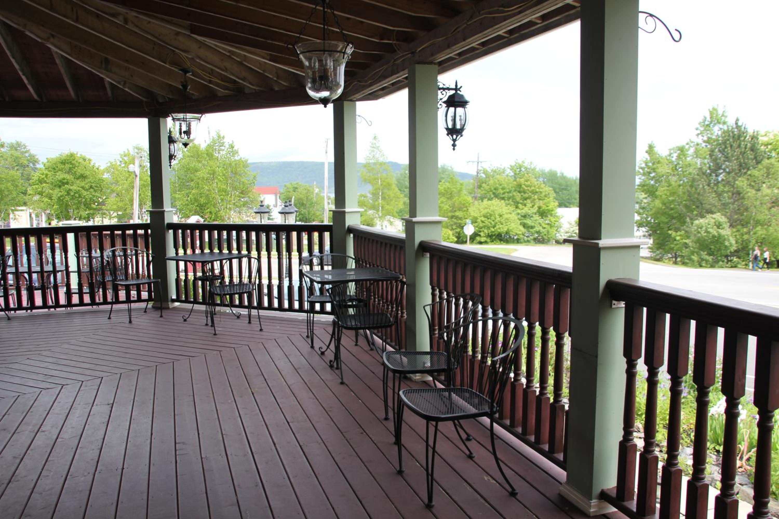 Lynwood Inn