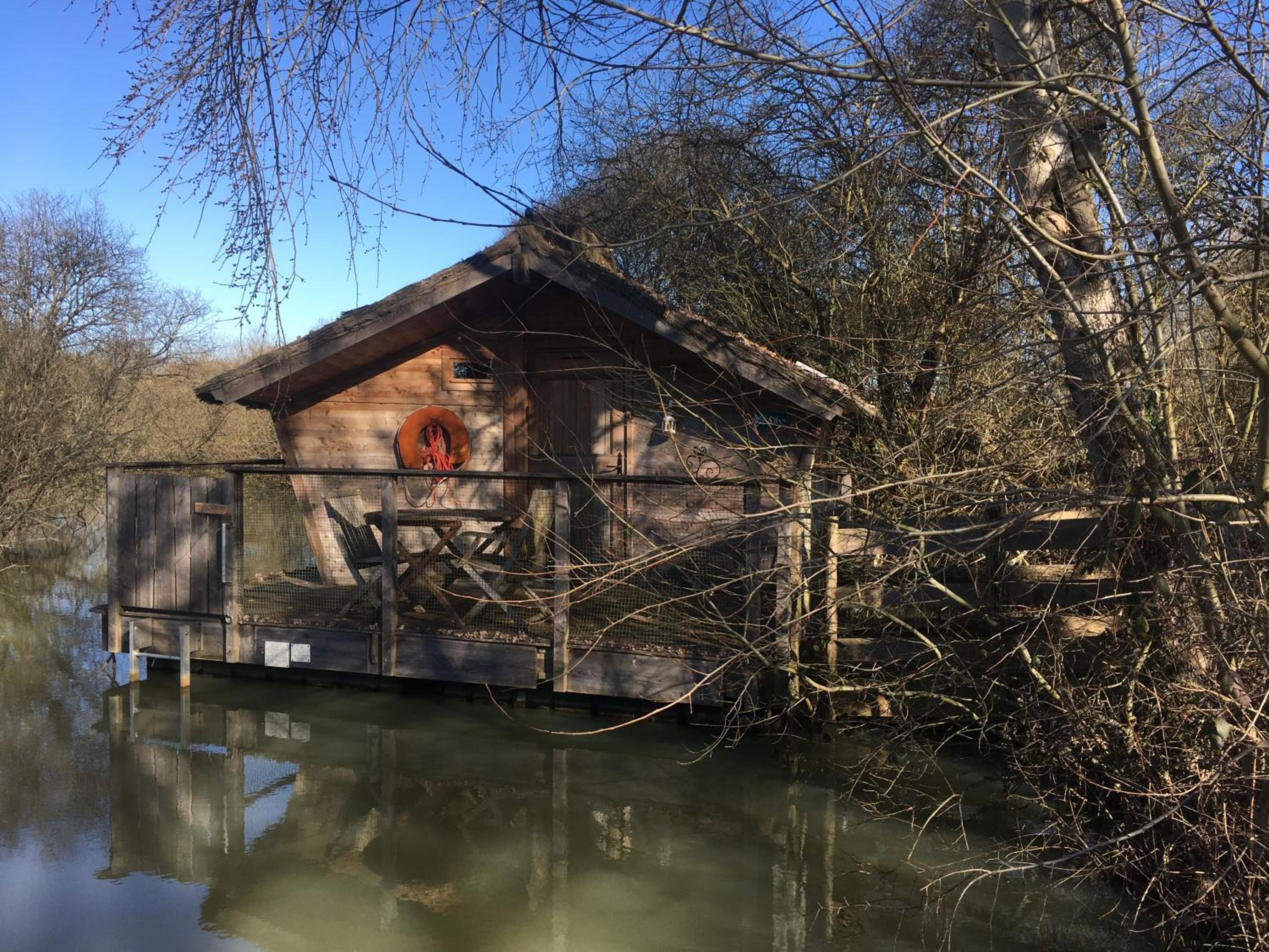 Village Flottant de Pressac