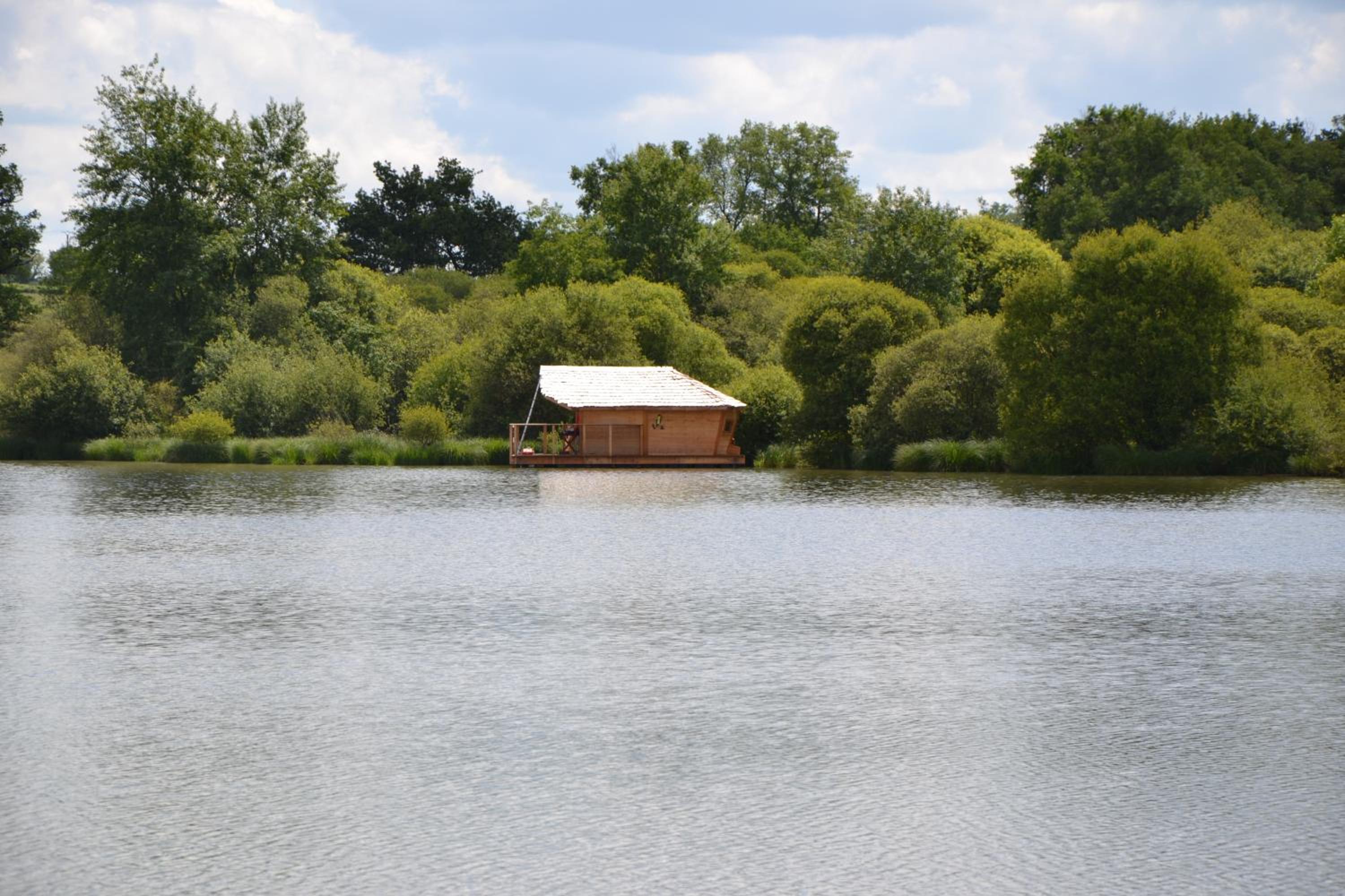 Village Flottant de Pressac