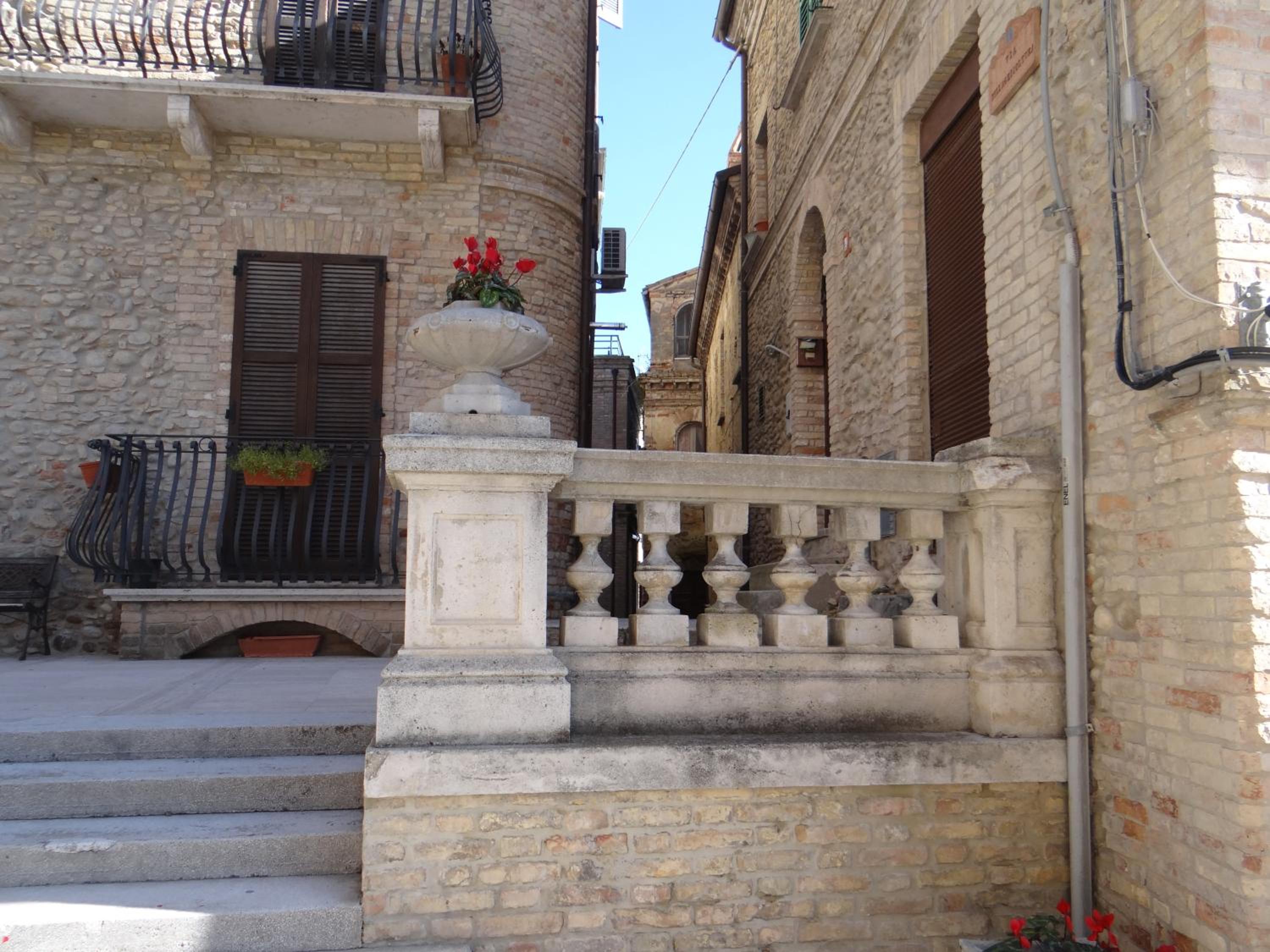 Photo 27