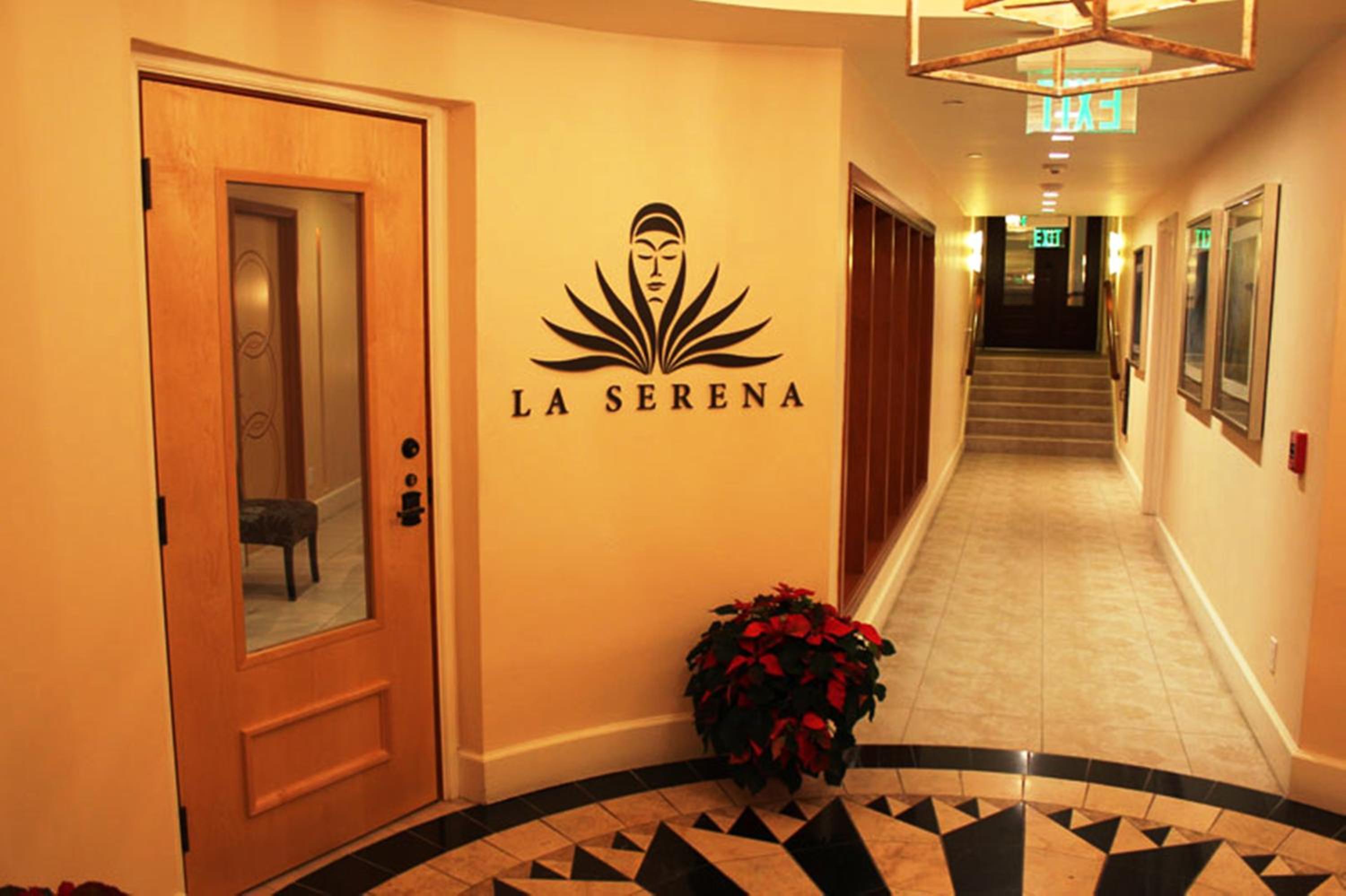 The Reefs Resort and Club - Property Image 2