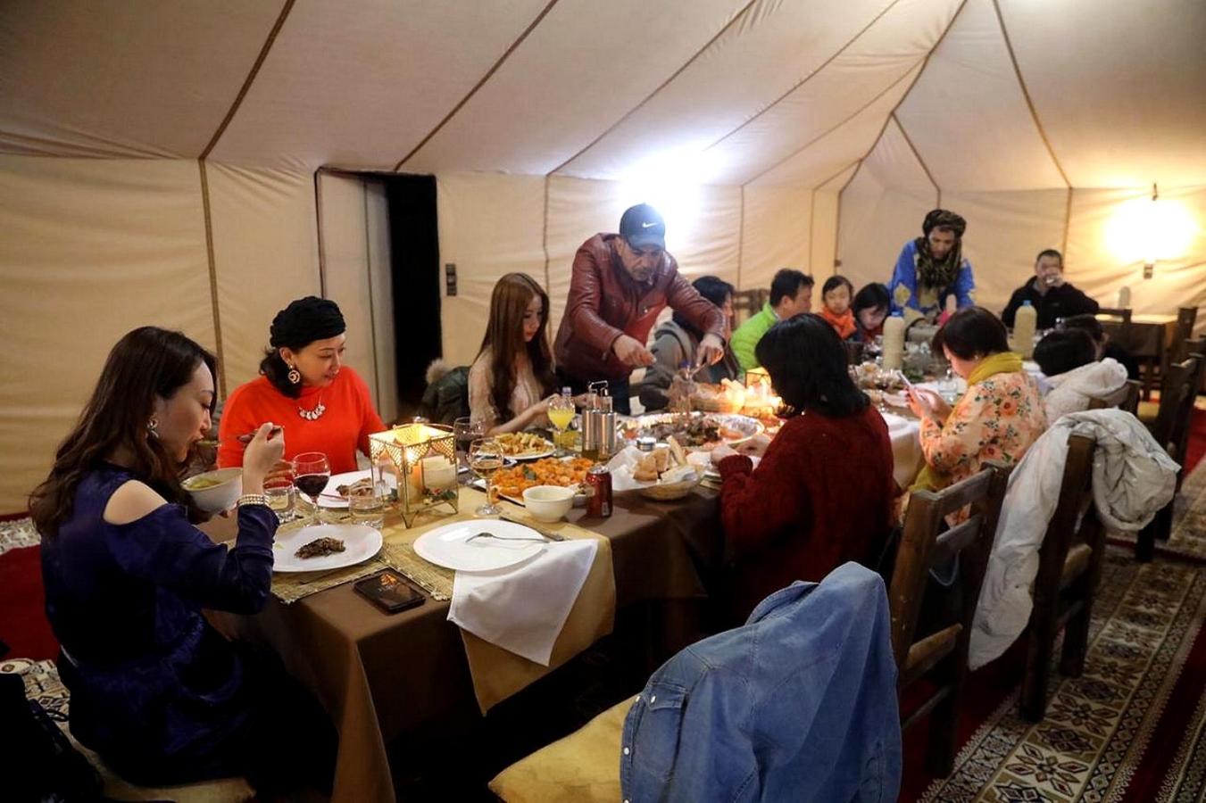 dining