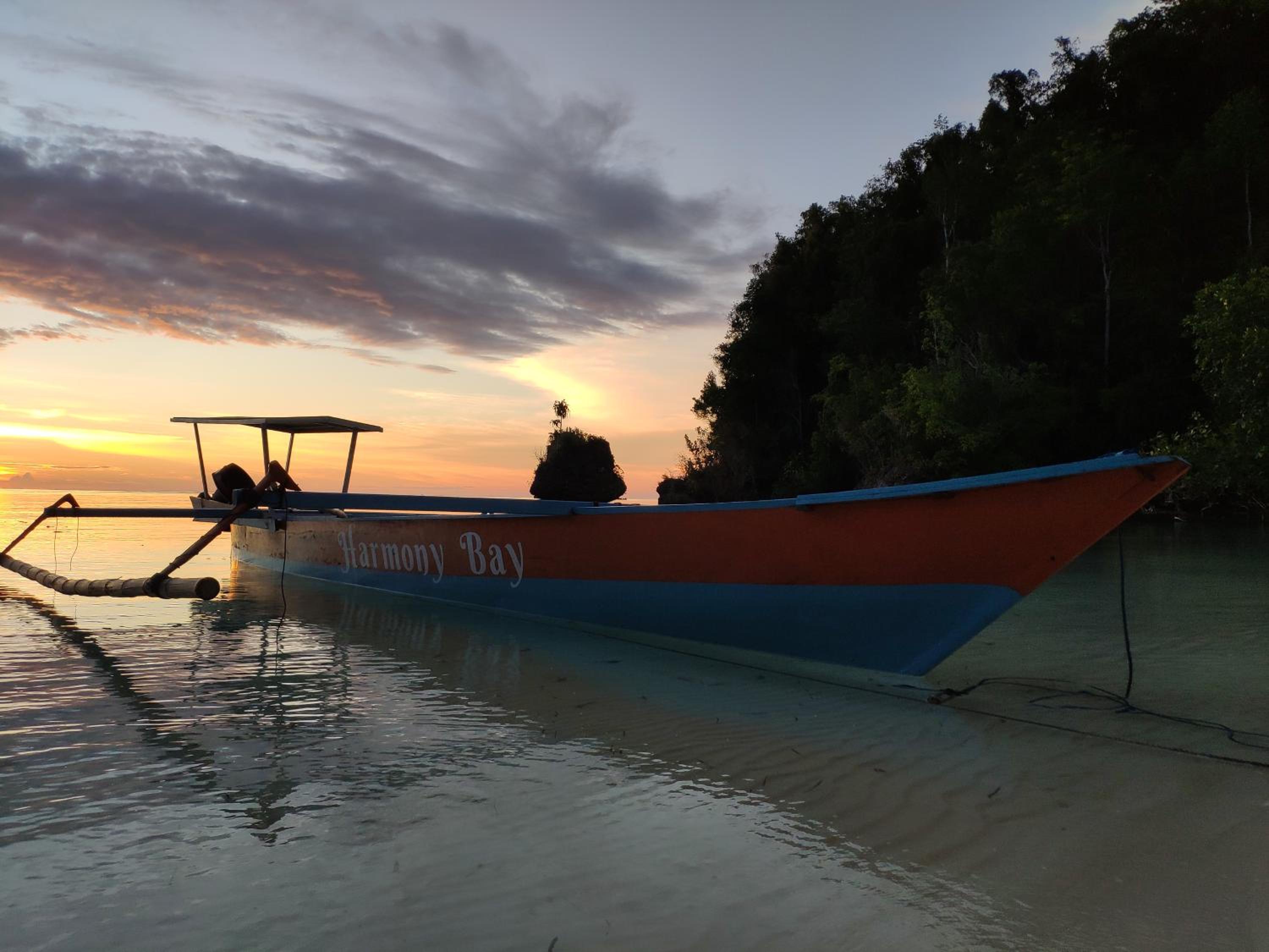 Harmony Bay Resort and Dive Center