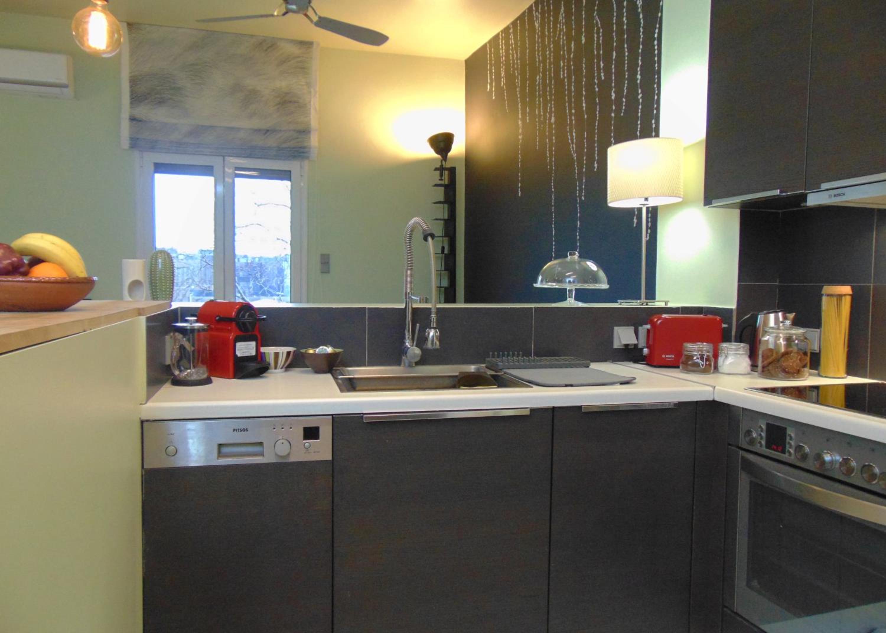 Thissio View Design Apartment