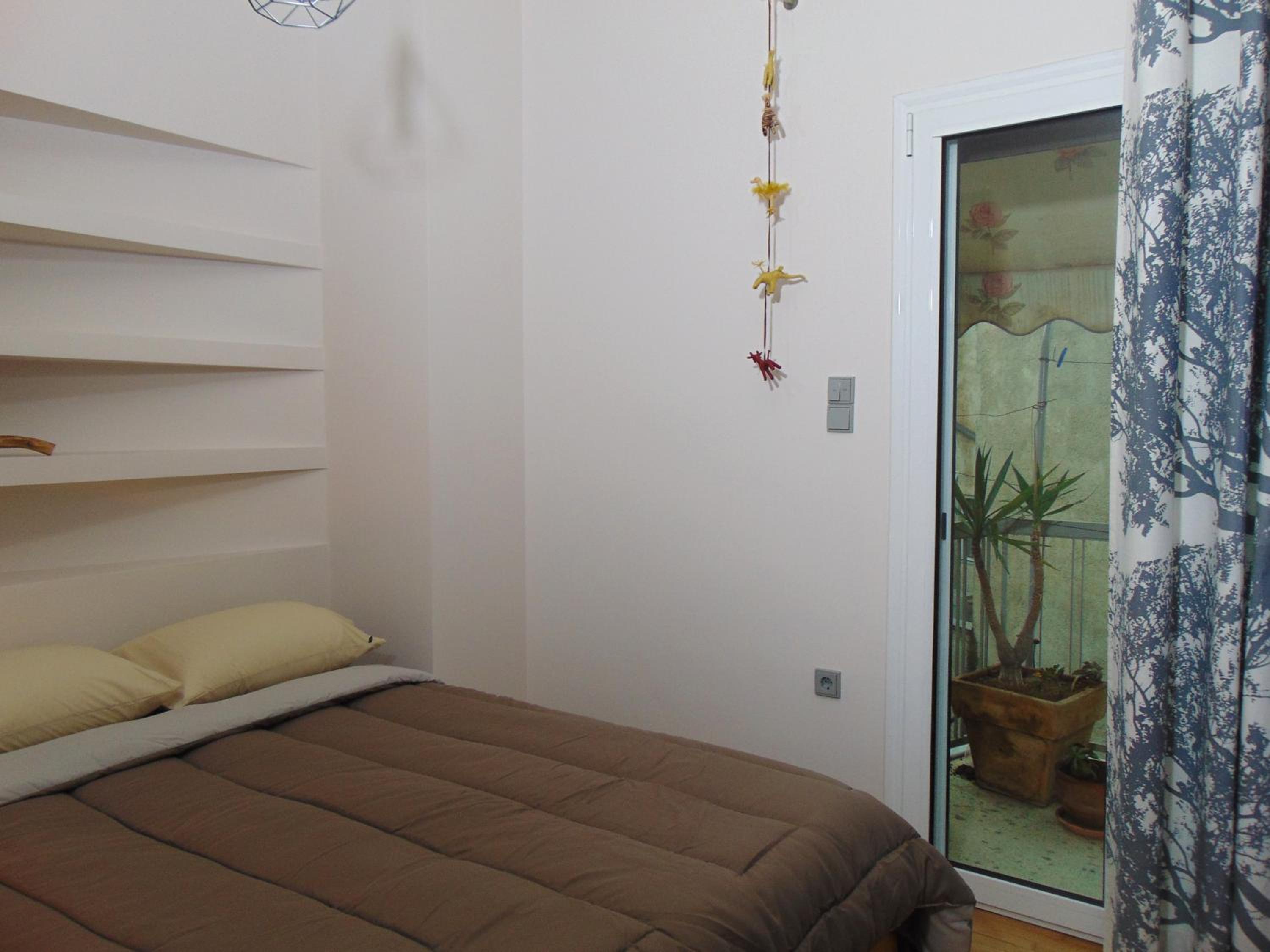 Thissio View Design Apartment