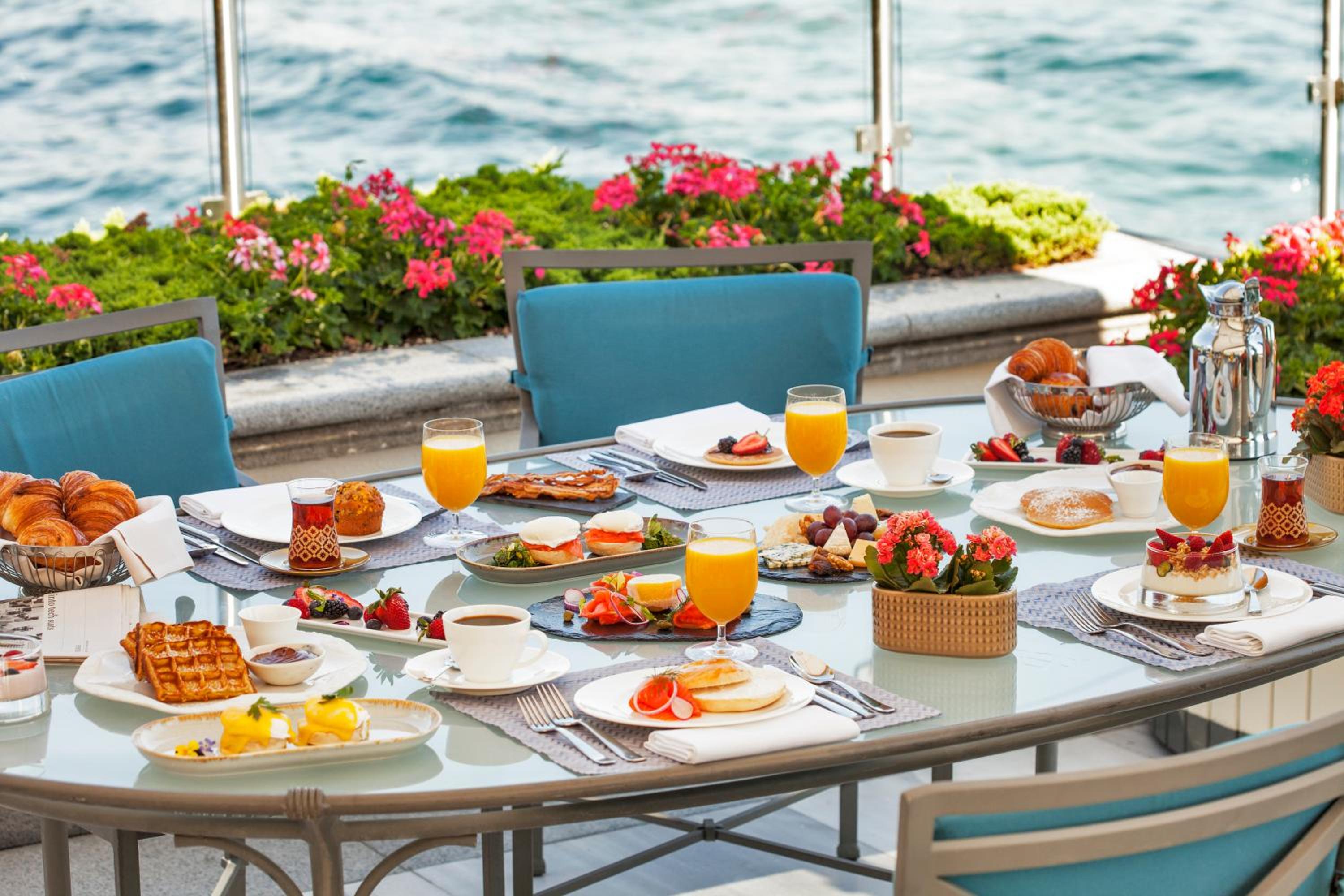 Four Seasons Hotel Istanbul at the Bosphorus - Image 34