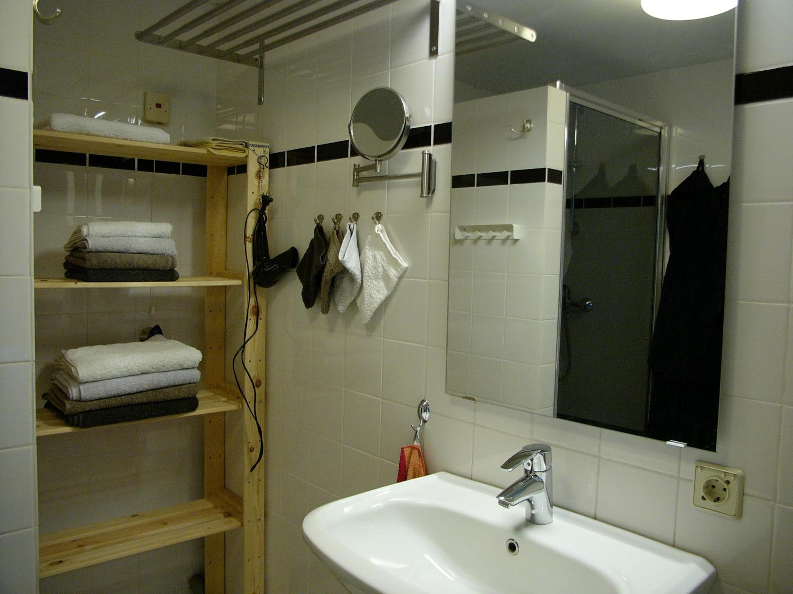 Photo 34