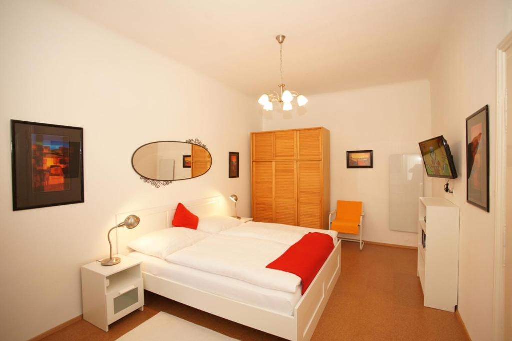 Freundliches Apartment mit Innenhof-Garten