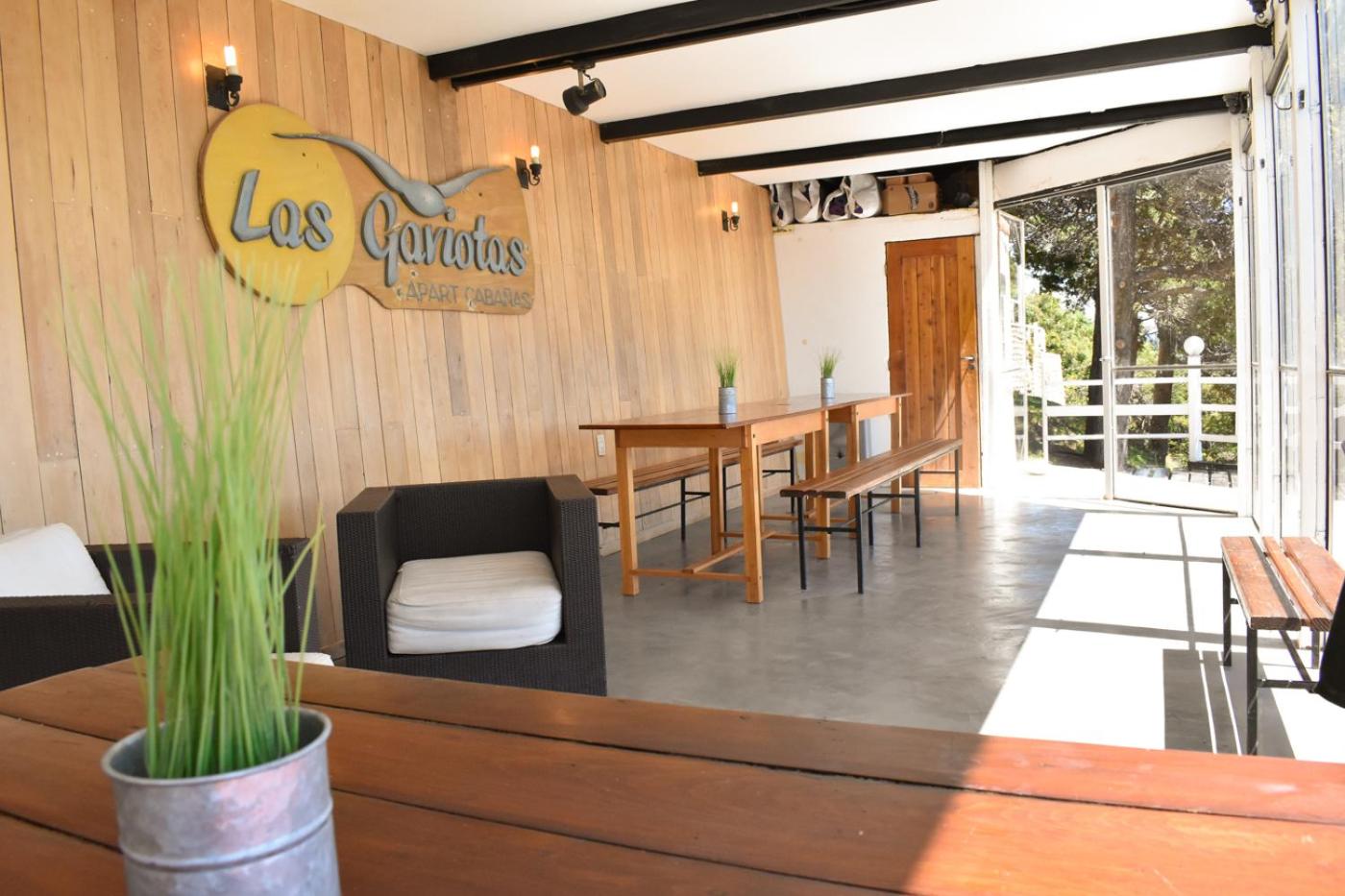 Las Gaviotas