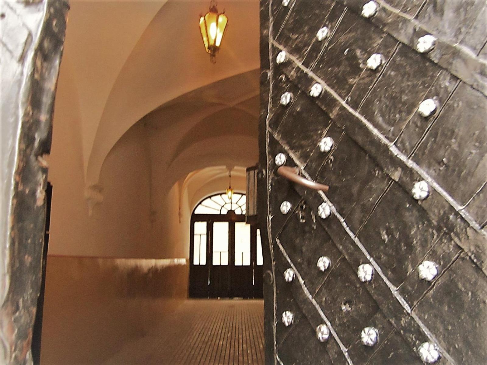 Apartments XVII Century view 4