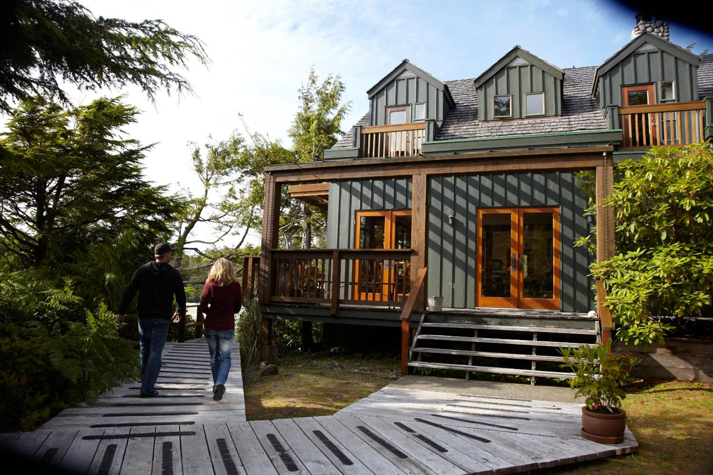 Tofino Vacations - Middle Beach Lodge - Property Image 9
