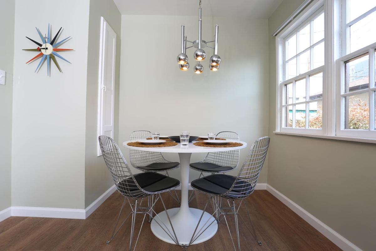 Los Angeles Vacations - The Venice Beachwood - Property Image 9