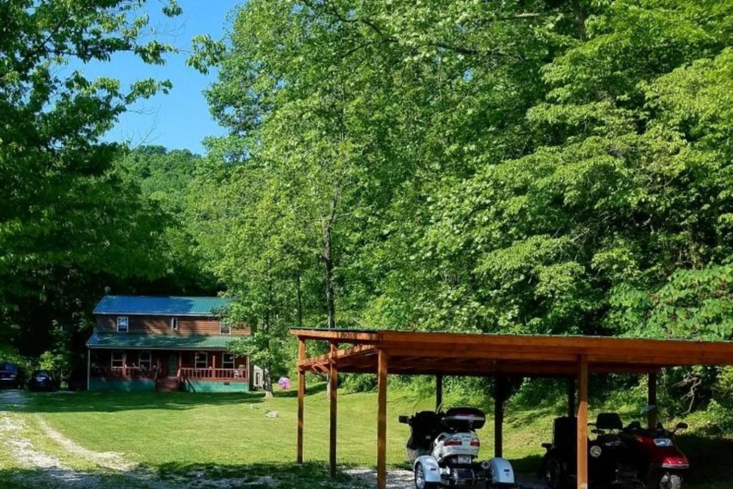Miscellaneous Market Vacations - The Bunkhouse - 3 BR, 2 BA Deluxe Cabin - Property Image 3
