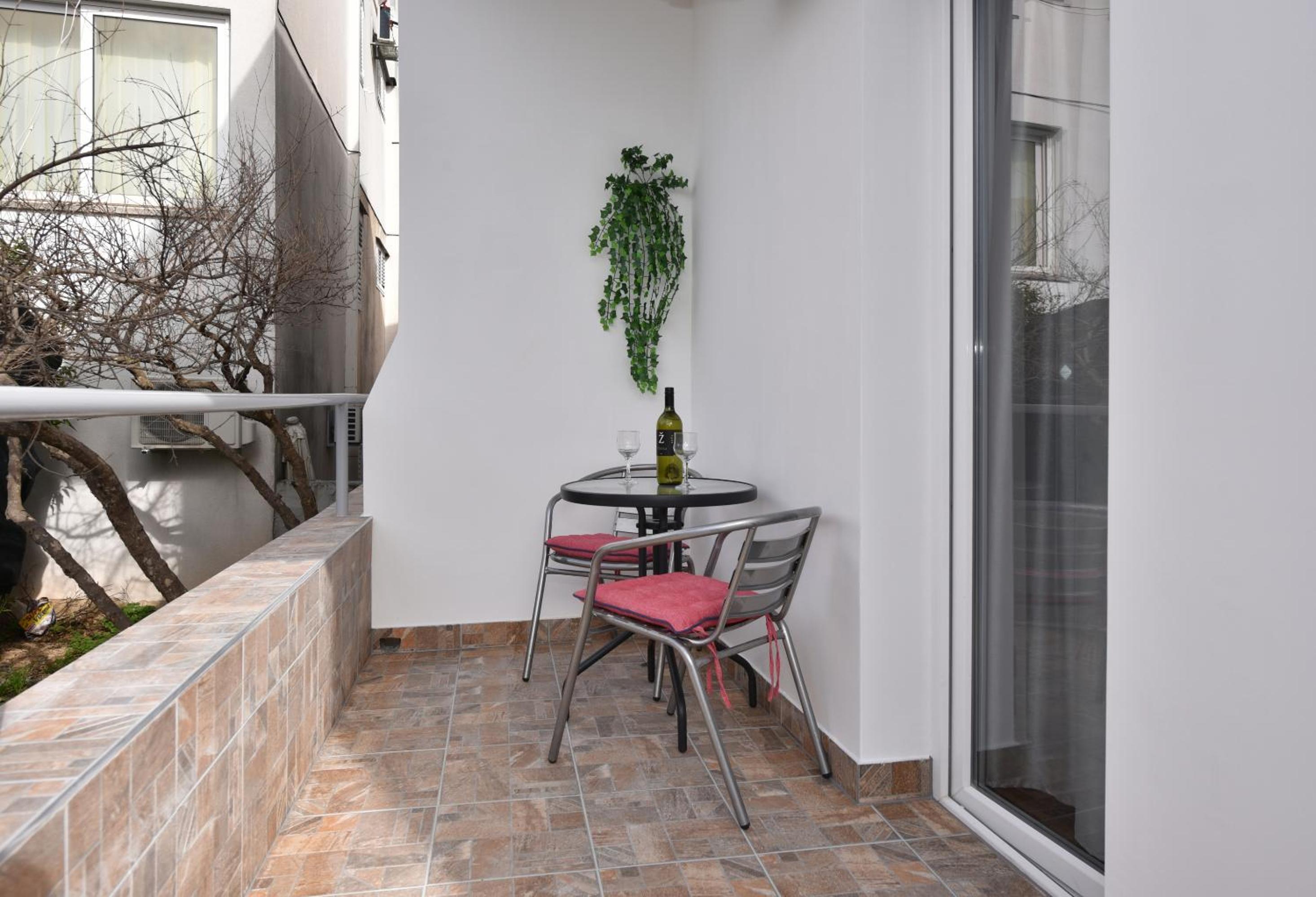 Hotel Apartments Song of Joys - Image 1