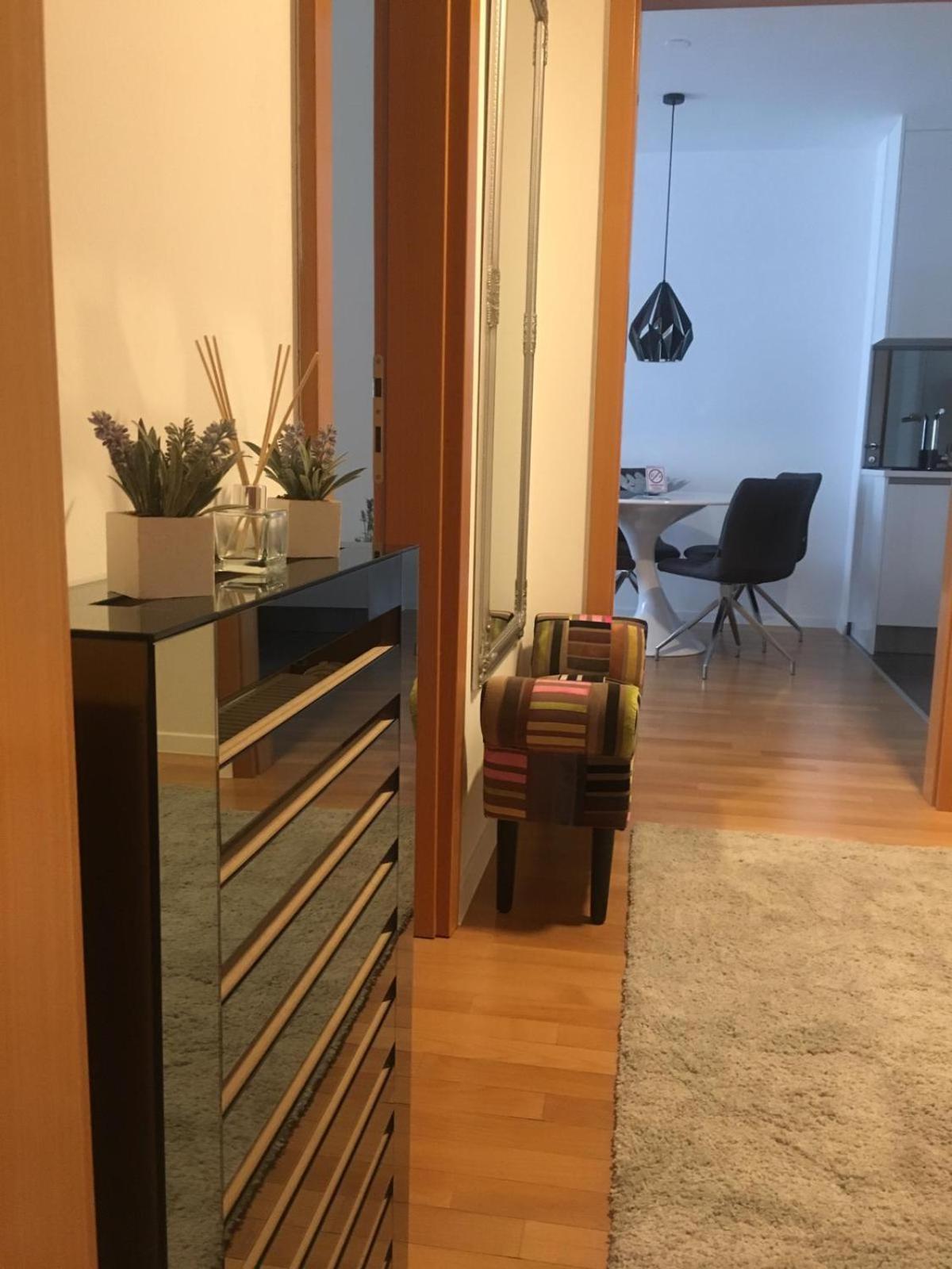 Apartment Queen view 5