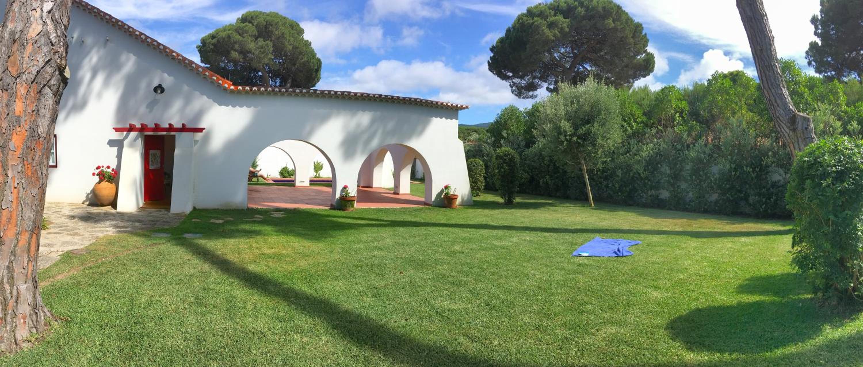 DOMUS QUIETA Quiet home, pool near beach for family & friends view 2