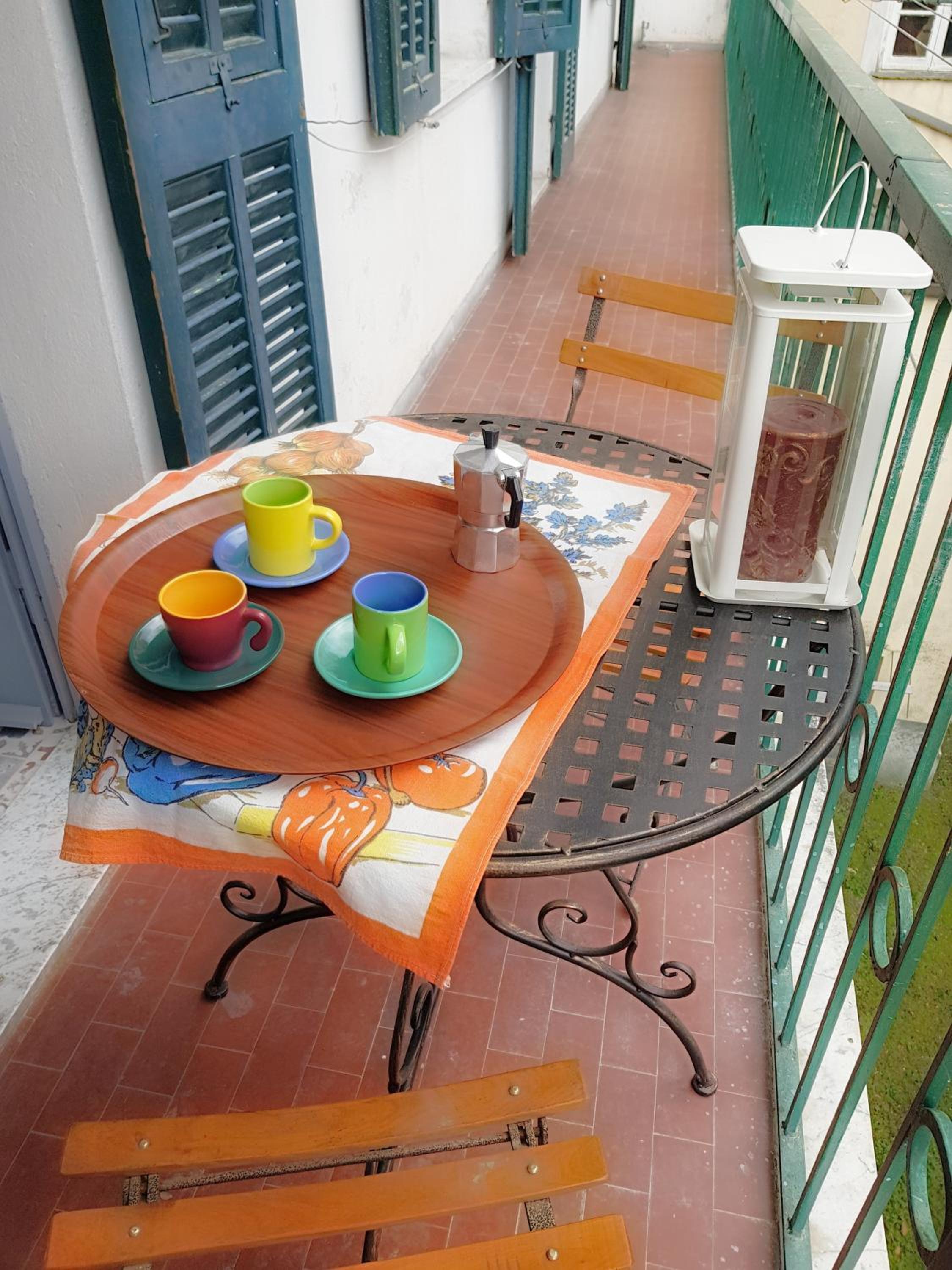 Medieval Pieve, holiday home with garden, WiFi & parking