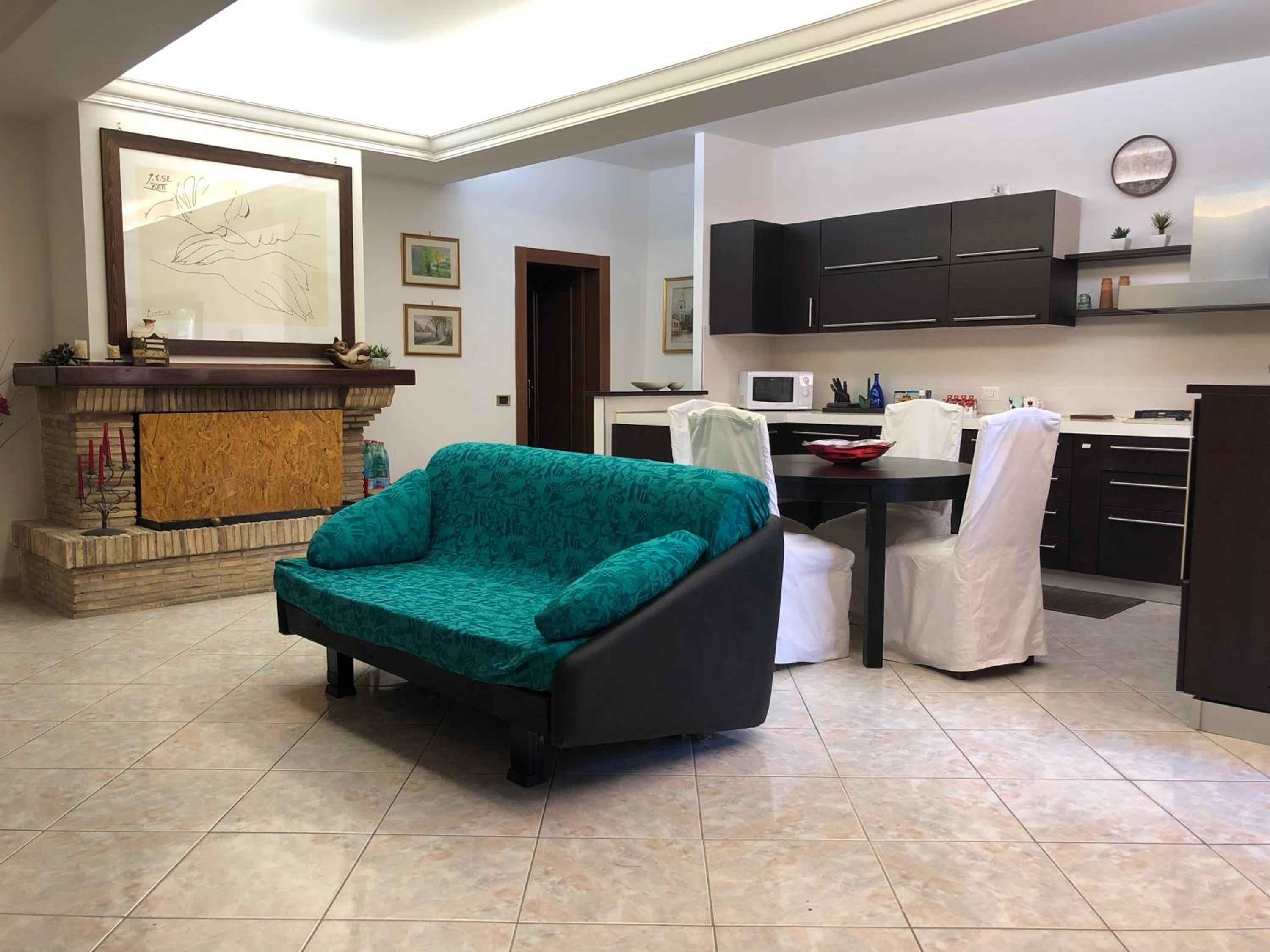 La Residenza dei Papi en Papigno — kitchen