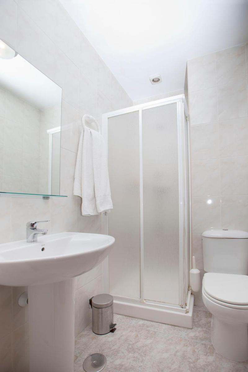 Hostal Roma